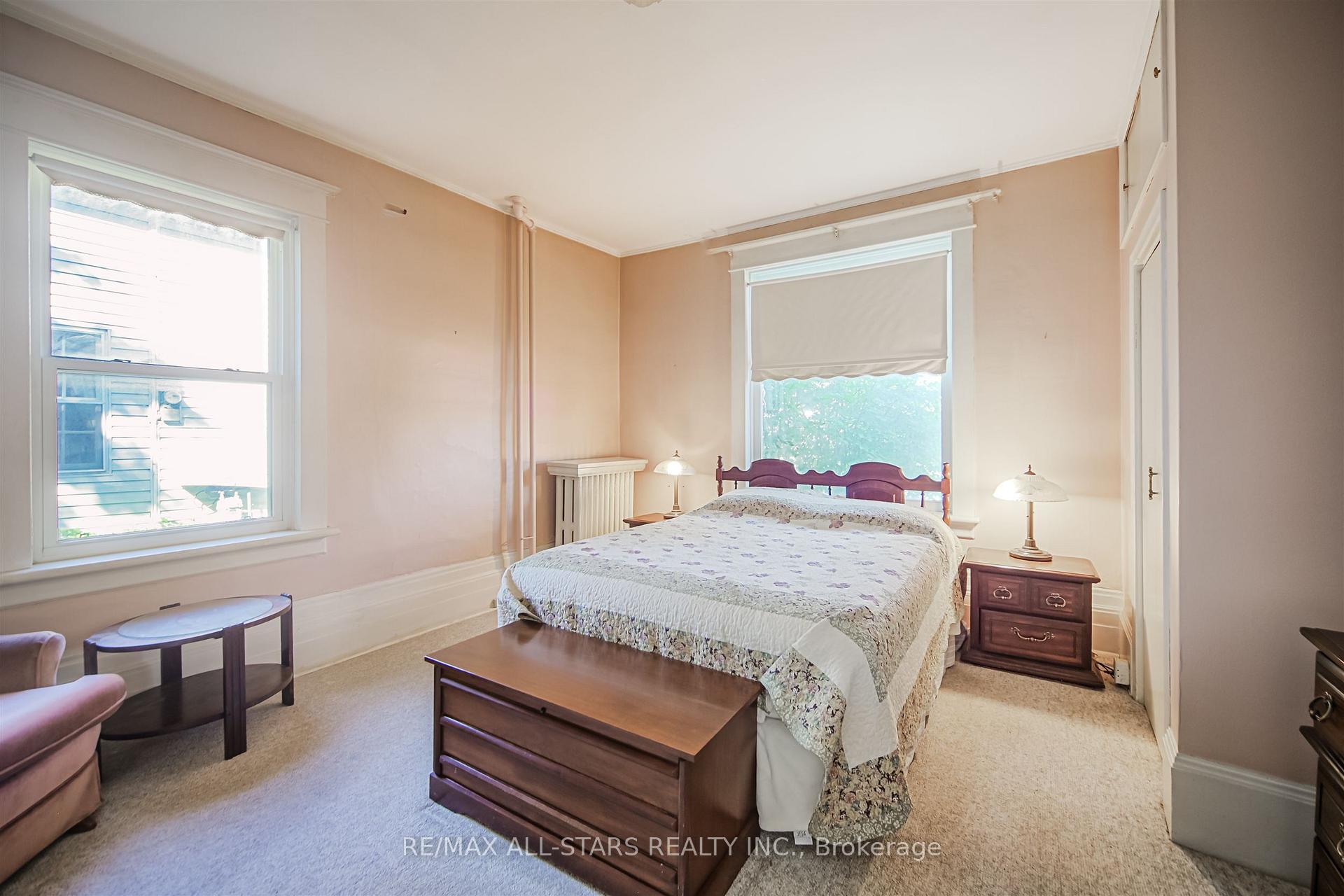 Photo 15 of 56 Brock Street E, Uxbridge — HOMEH