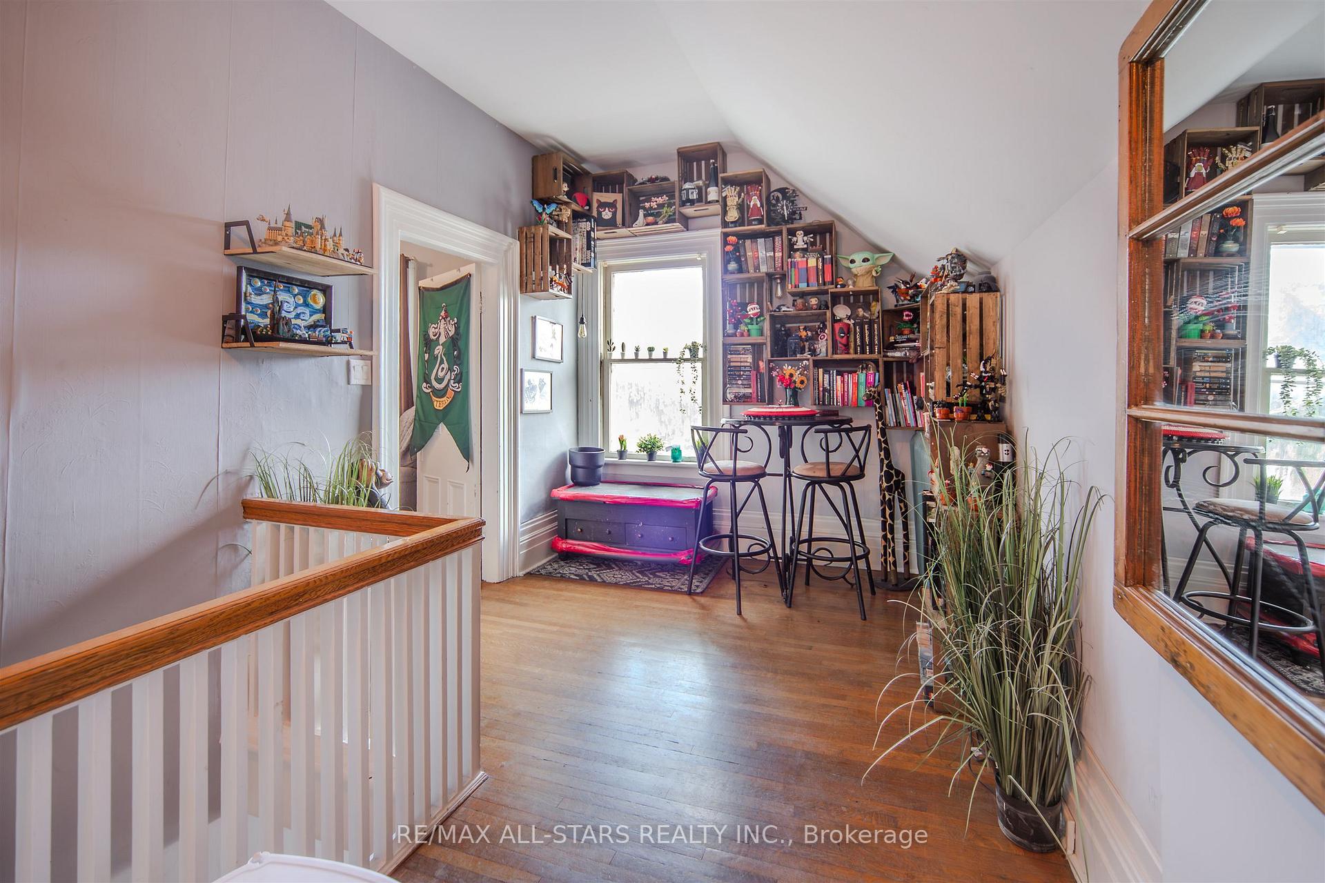 Photo 19 of 56 Brock Street E, Uxbridge — HOMEH