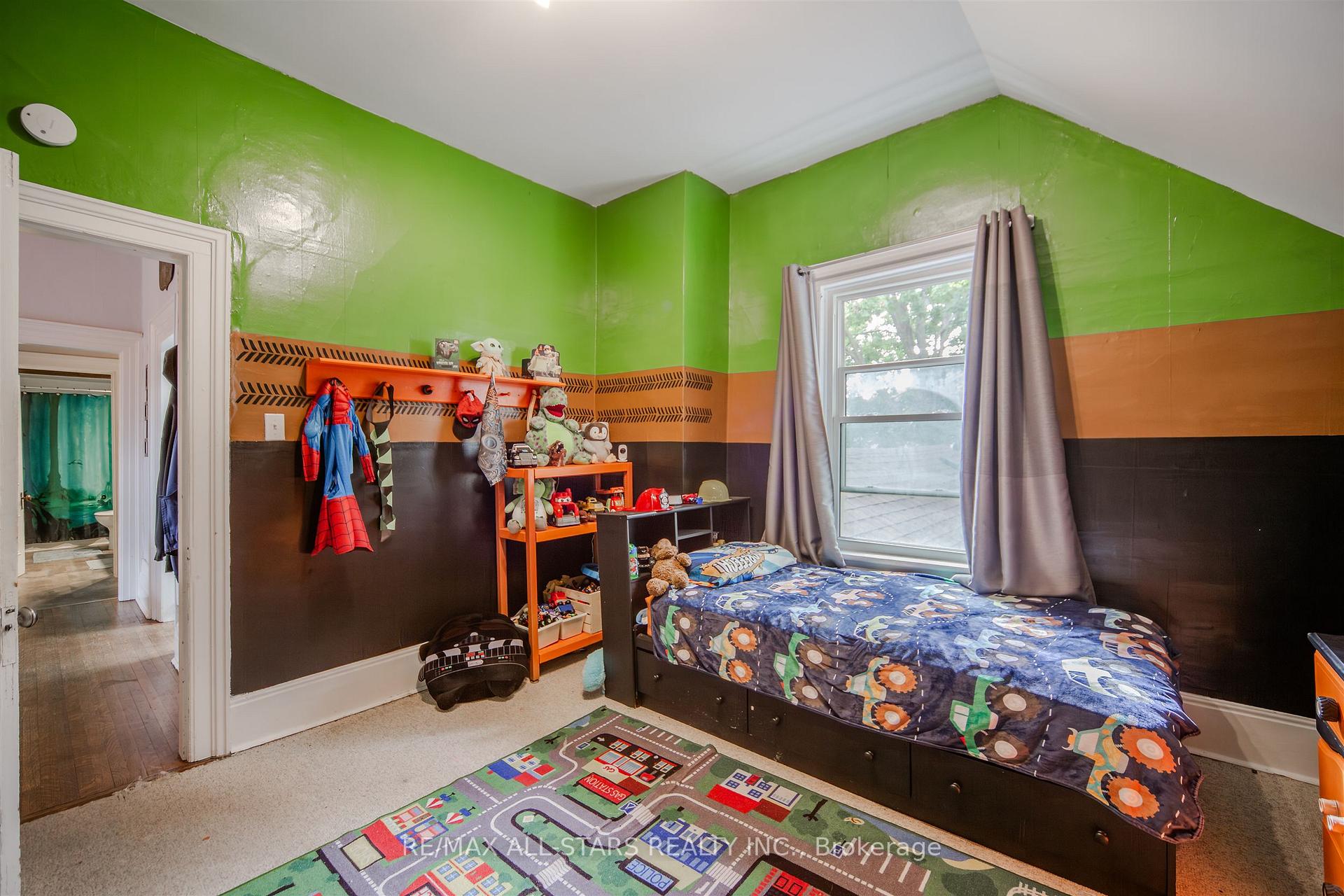 Photo 27 of 56 Brock Street E, Uxbridge — HOMEH