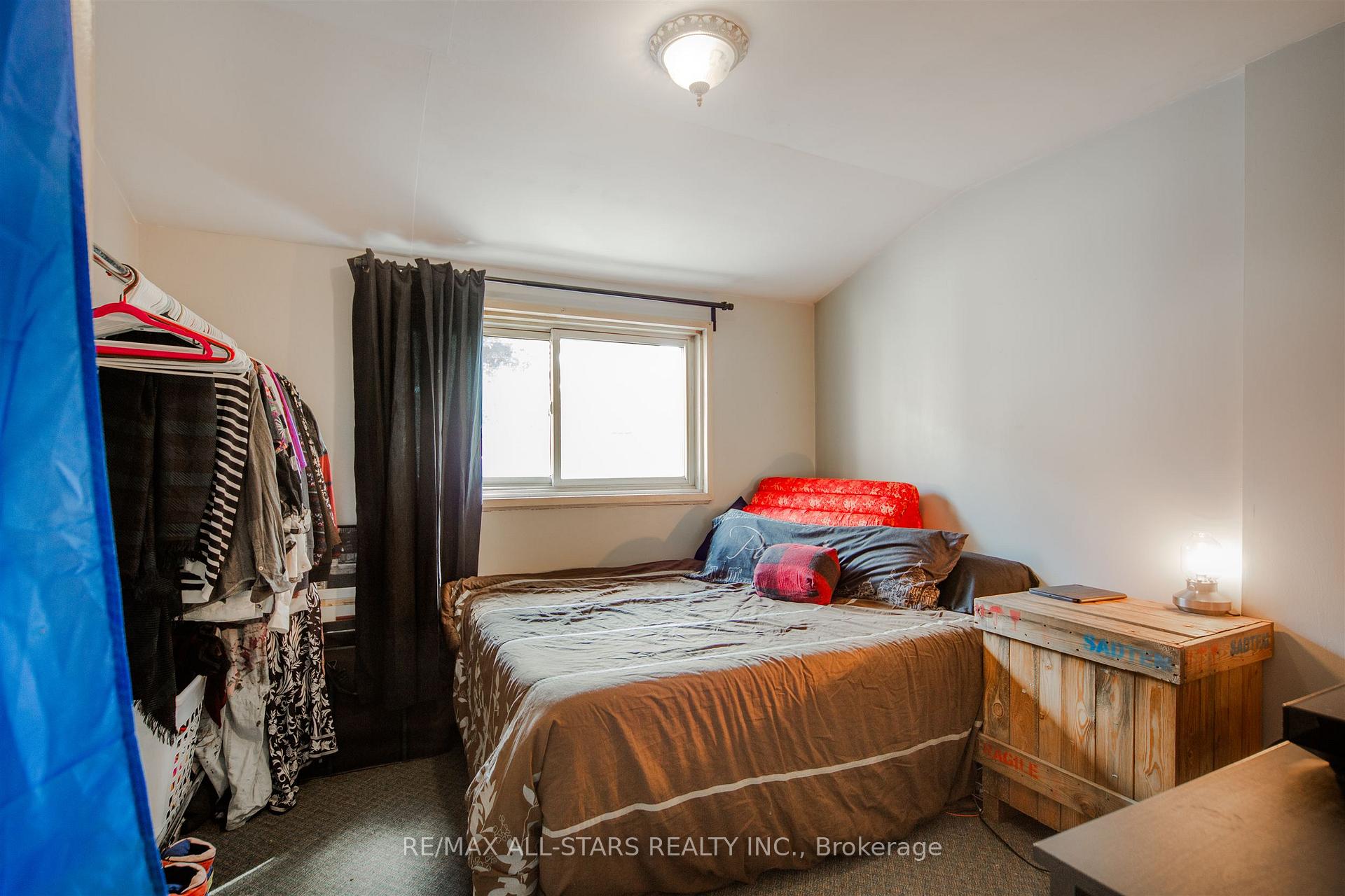 Photo 31 of 56 Brock Street E, Uxbridge — HOMEH