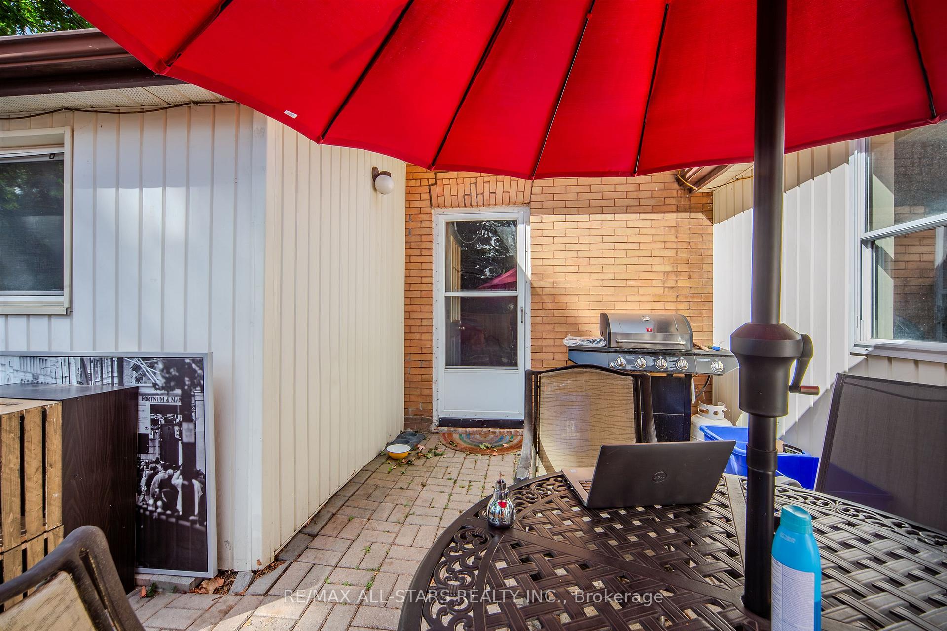Photo 37 of 56 Brock Street E, Uxbridge — HOMEH