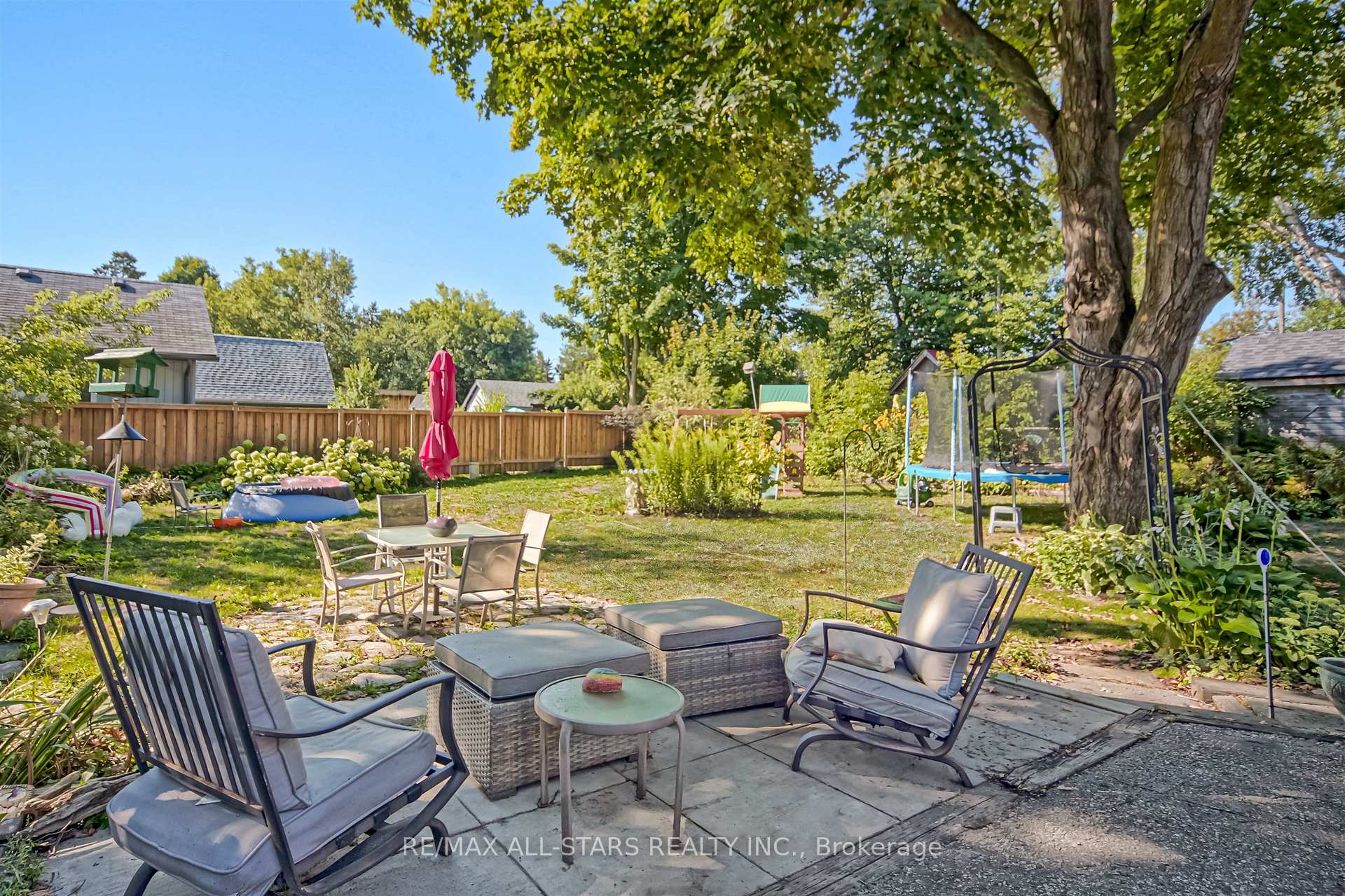 Photo 39 of 56 Brock Street E, Uxbridge — HOMEH