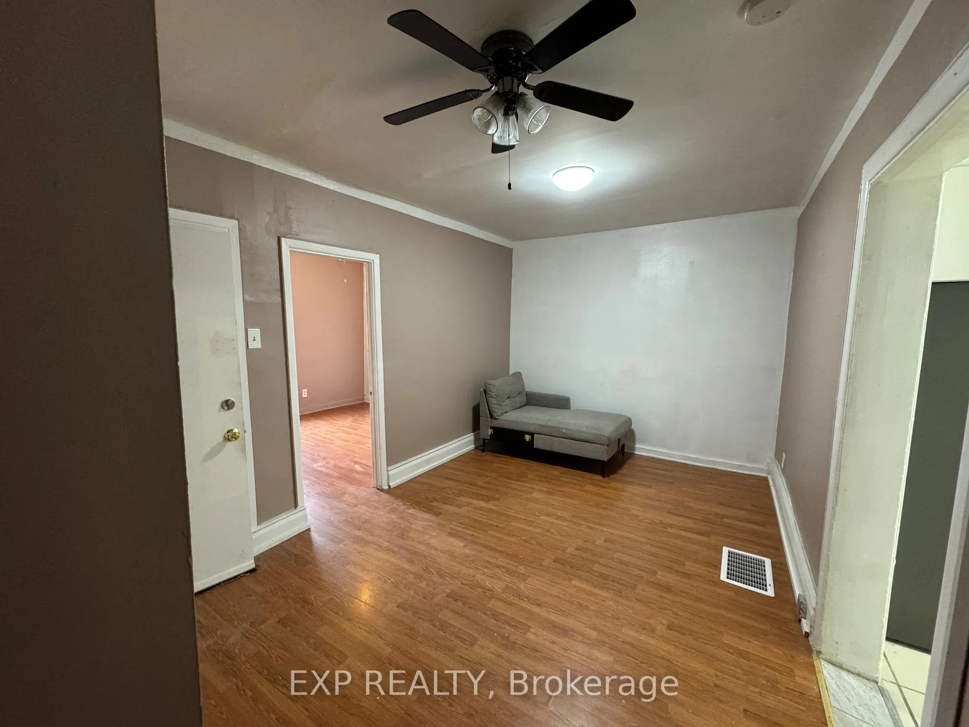 Photo 5 of Unit 1, 70 Barrette Street, Ottawa, Vanier — HOMEH