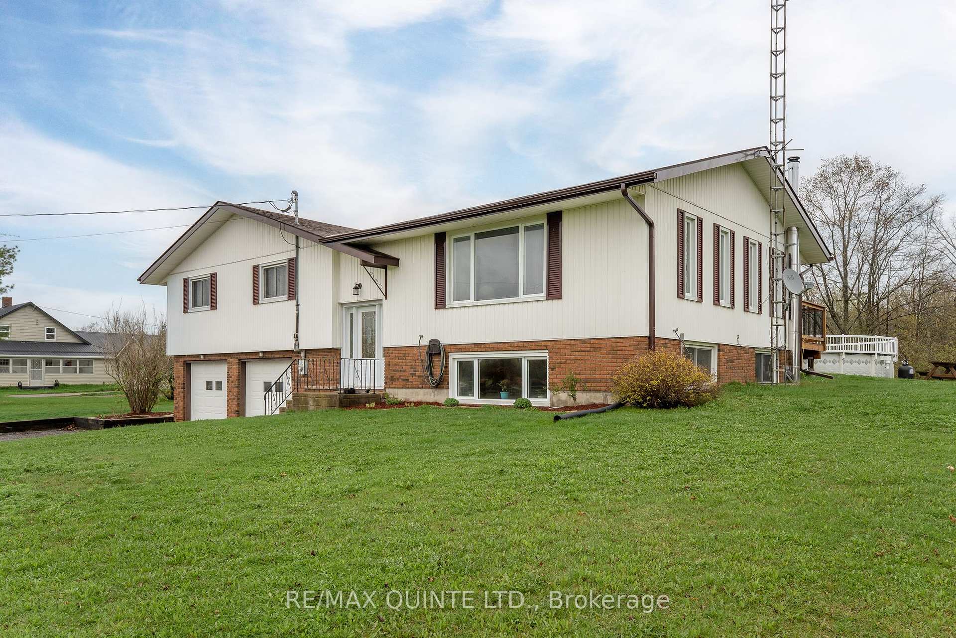 Photo 1 of 42 Camp Road, Tweed, Hungerford (Twp) — HOMEH