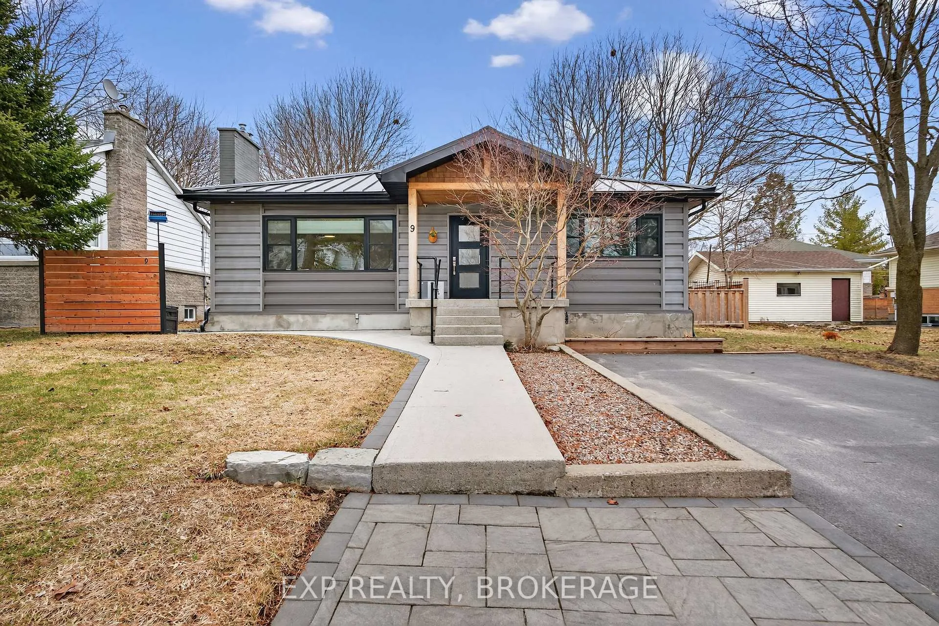 Photo 1 of 9 Stormont Avenue, Kingston, West of Sir John A. Blvd — HOMEH