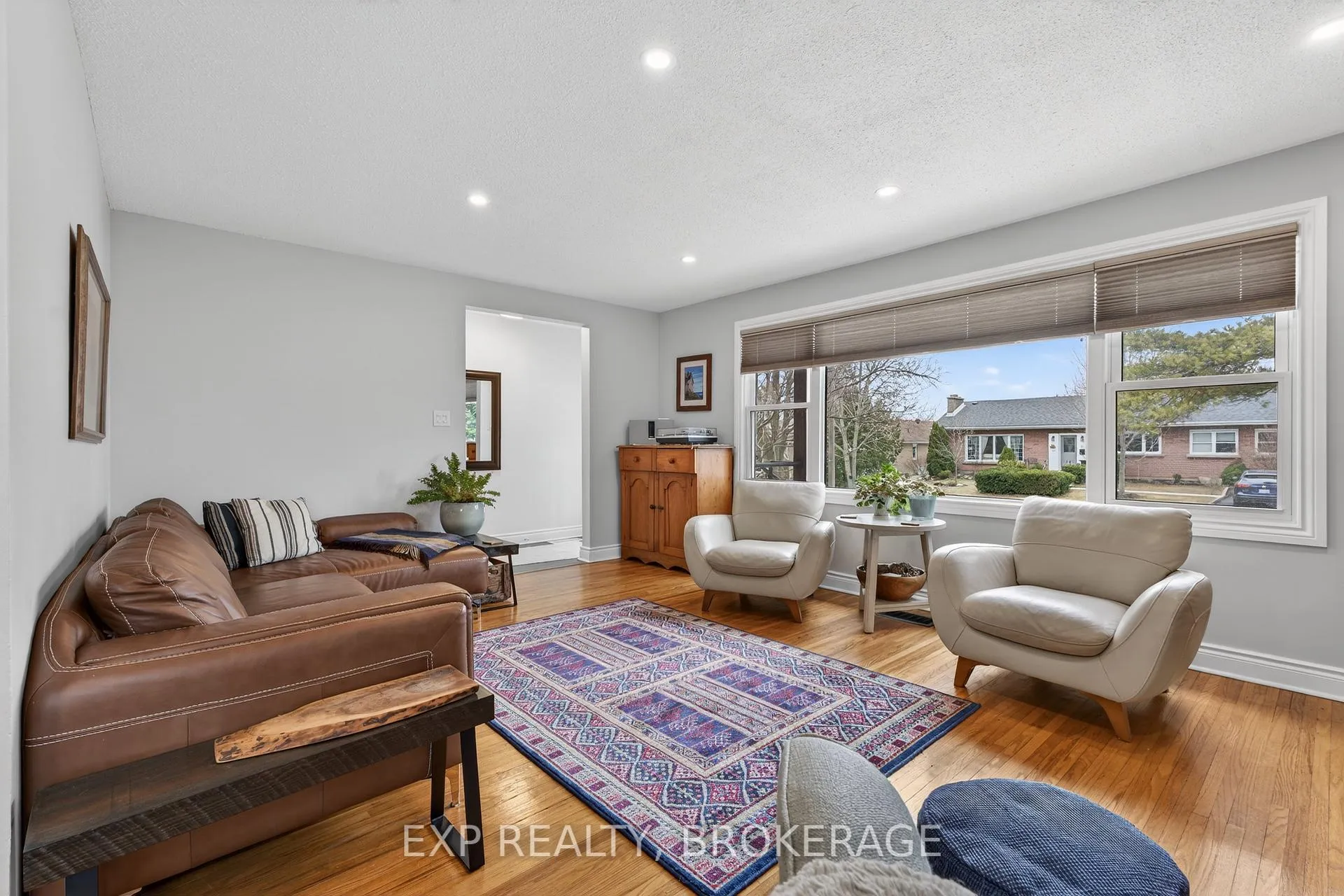 Photo 8 of 9 Stormont Avenue, Kingston, West of Sir John A. Blvd — HOMEH