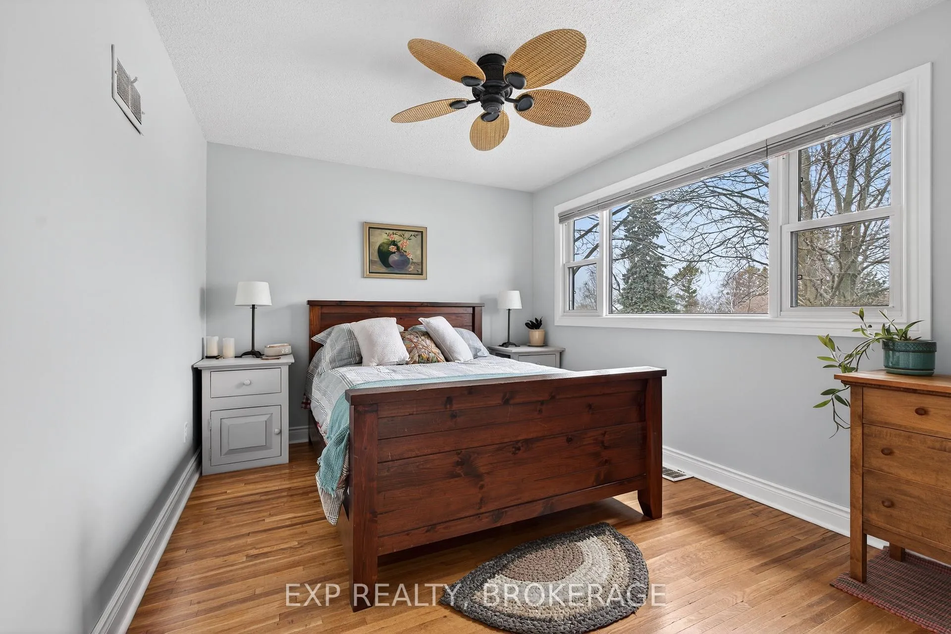 Photo 16 of 9 Stormont Avenue, Kingston, West of Sir John A. Blvd — HOMEH