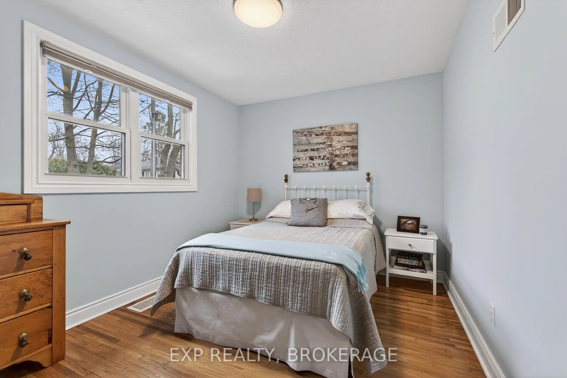 Photo 18 of 9 Stormont Avenue, Kingston, West of Sir John A. Blvd — HOMEH
