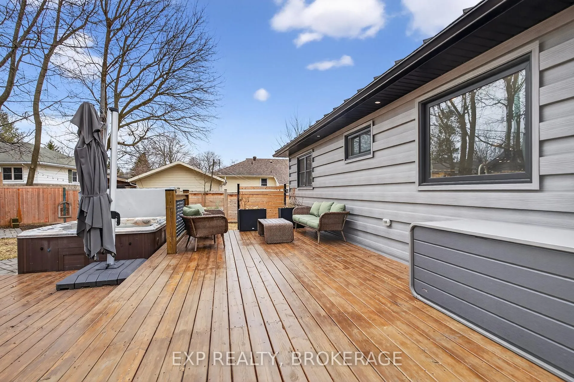 Photo 31 of 9 Stormont Avenue, Kingston, West of Sir John A. Blvd — HOMEH