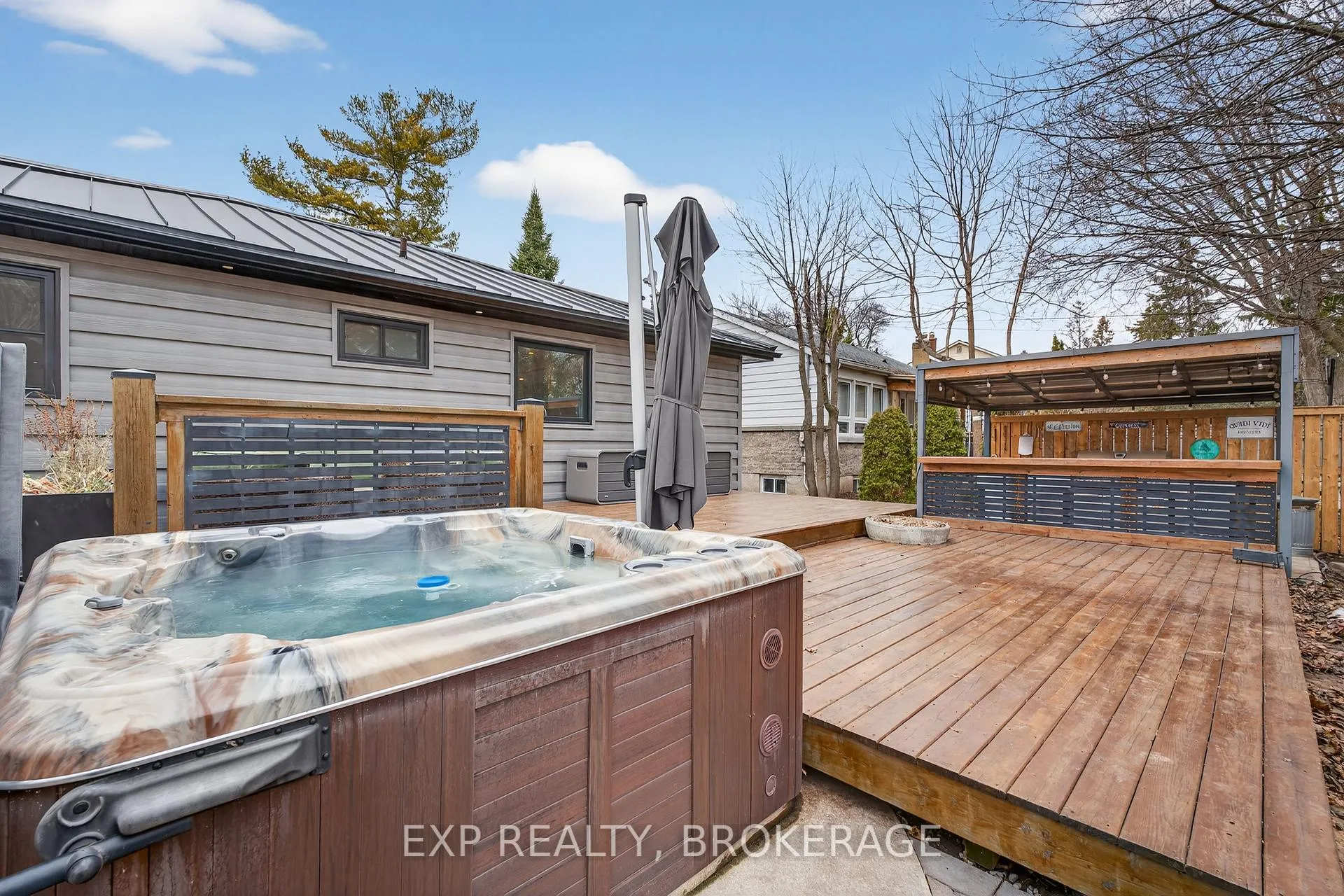 Photo 43 of 9 Stormont Avenue, Kingston, West of Sir John A. Blvd — HOMEH