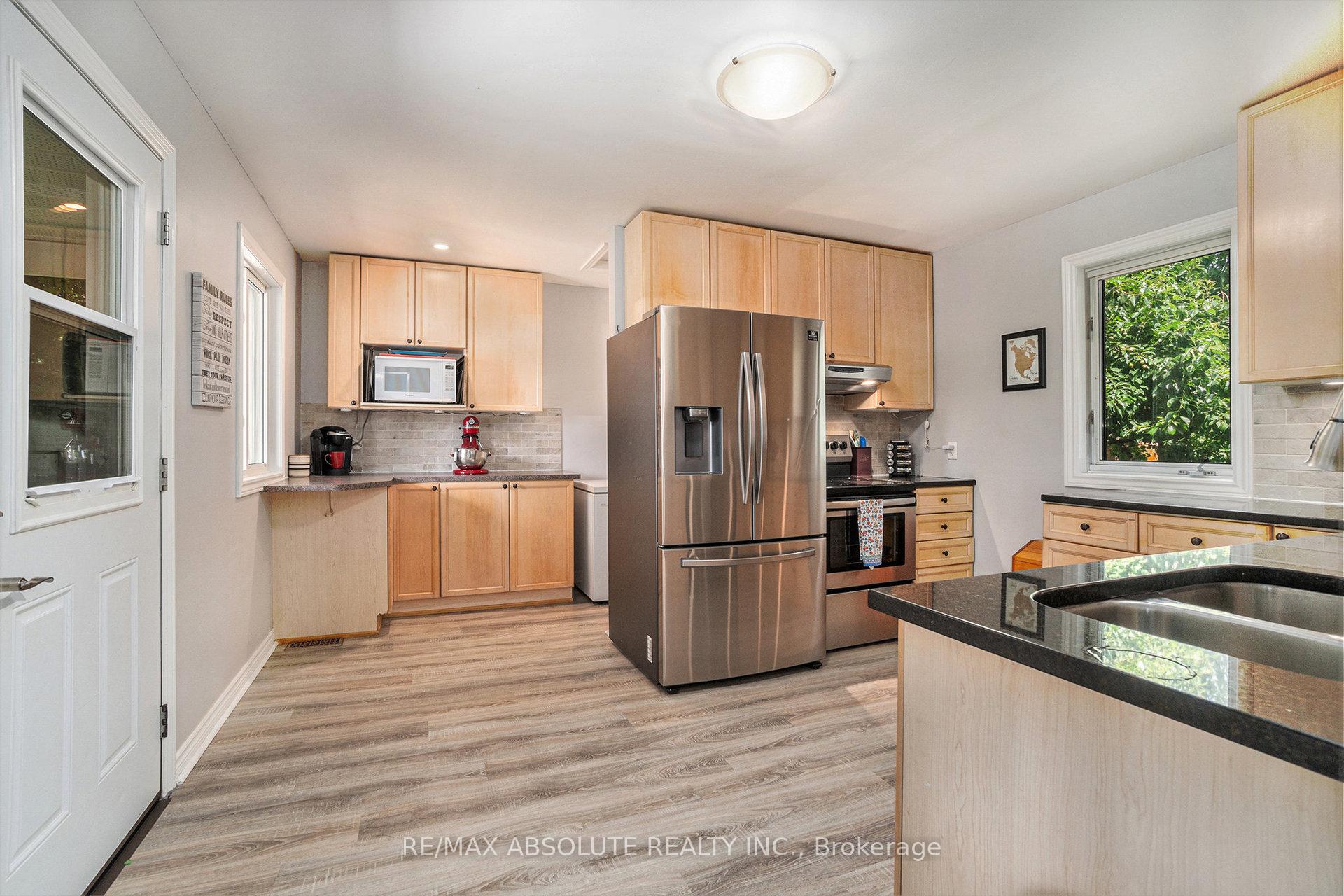 Photo 11 of 23 Edward Street S, Arnprior — HOMEH