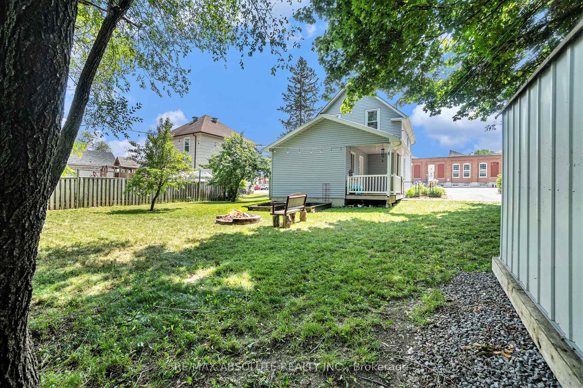 Photo 19 of 23 Edward Street S, Arnprior — HOMEH
