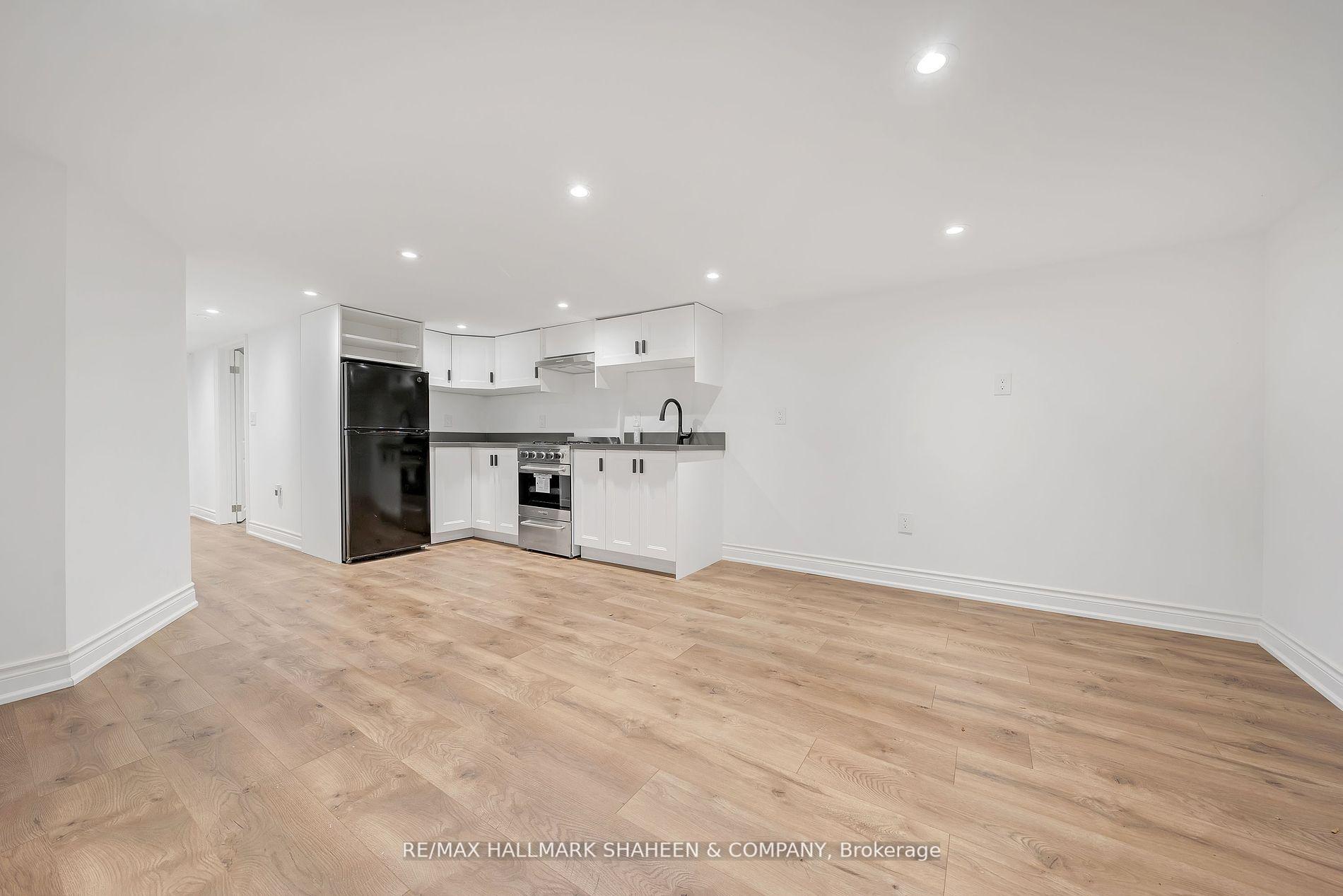 Photo 11 of Unit Bsmnt, 198 Roxton Road, Toronto, Trinity-Bellwoods — HOMEH