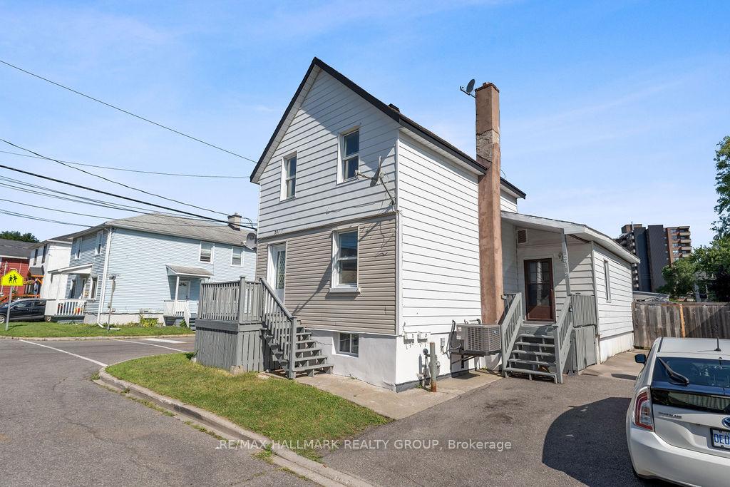 Photo 2 of 291 Richelieu Avenue, Ottawa, Vanier — HOMEH