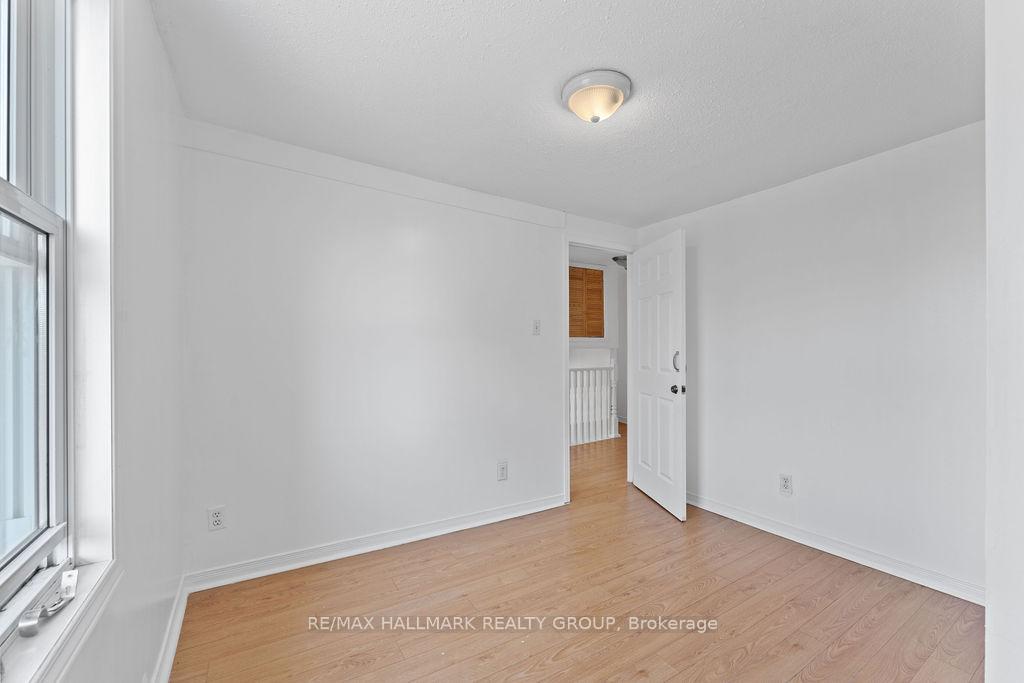 Photo 13 of 291 Richelieu Avenue, Ottawa, Vanier — HOMEH