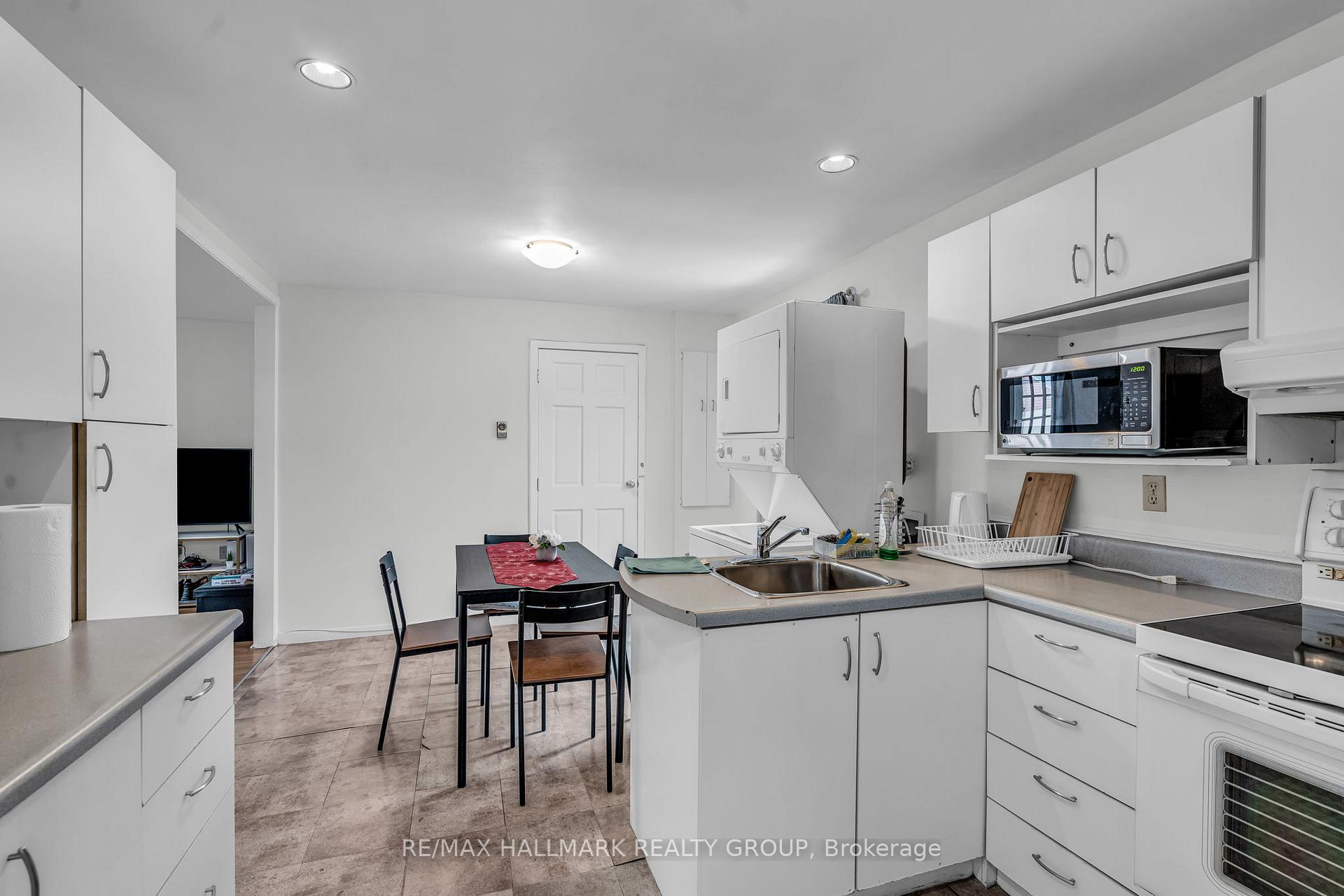 Photo 36 of 291 Richelieu Avenue, Ottawa, Vanier — HOMEH