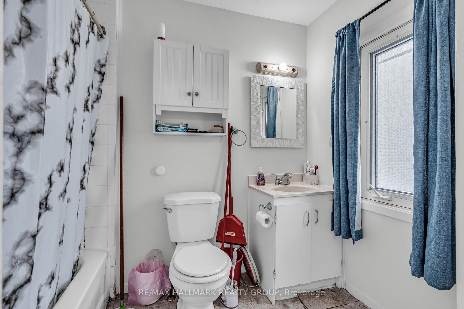 Photo 37 of 291 Richelieu Avenue, Ottawa, Vanier — HOMEH