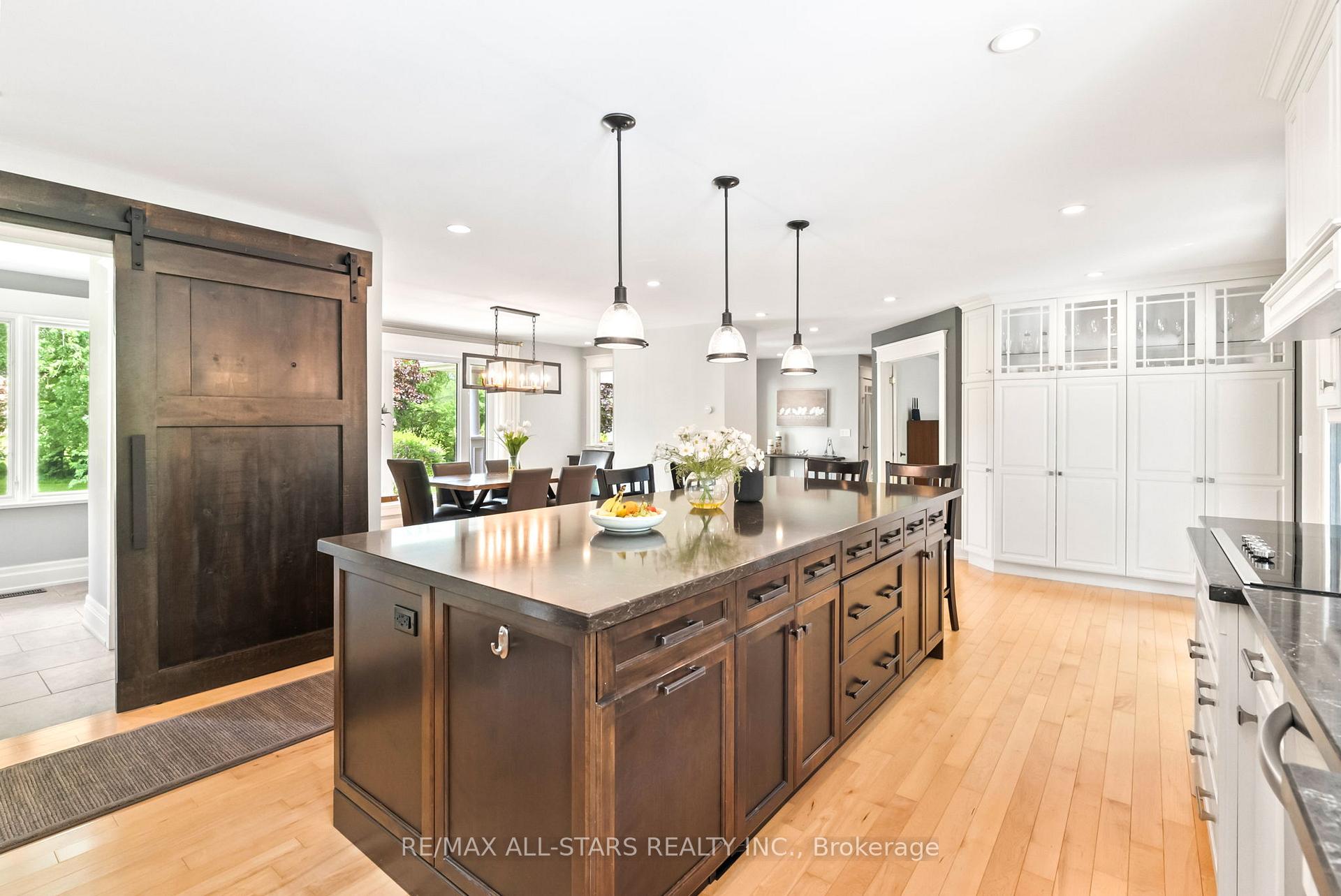 Photo 10 of 523 Davis Drive, Uxbridge, Rural Uxbridge — HOMEH