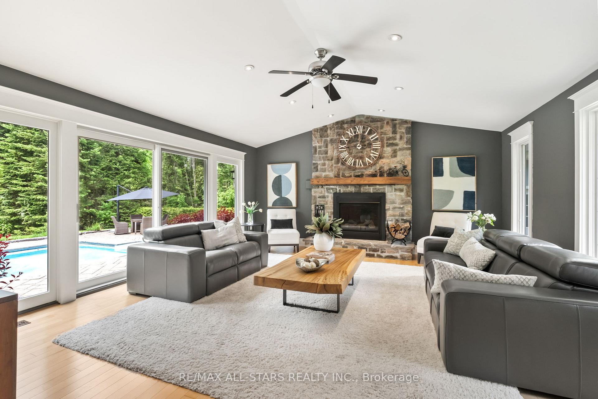 Photo 15 of 523 Davis Drive, Uxbridge, Rural Uxbridge — HOMEH
