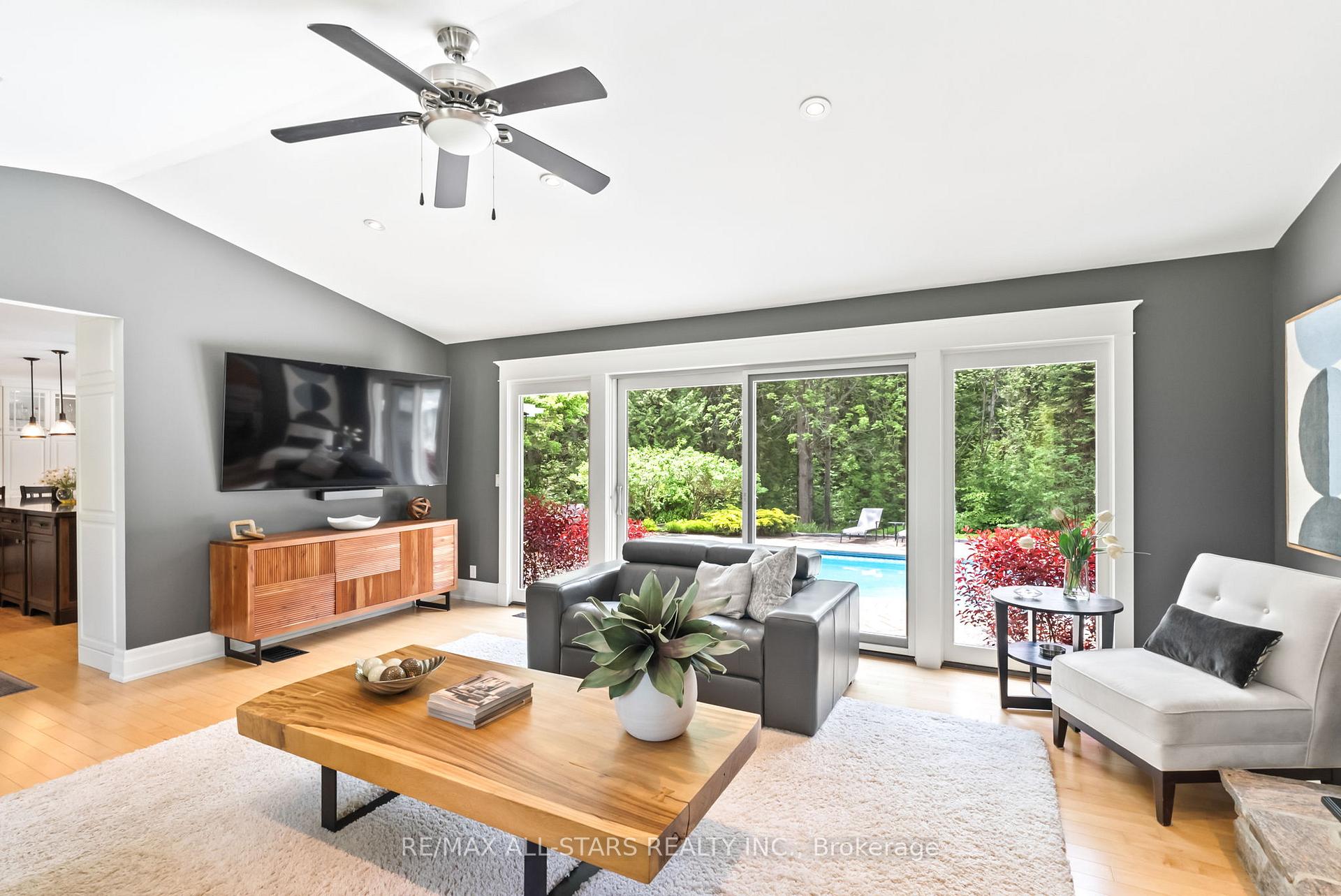 Photo 17 of 523 Davis Drive, Uxbridge, Rural Uxbridge — HOMEH