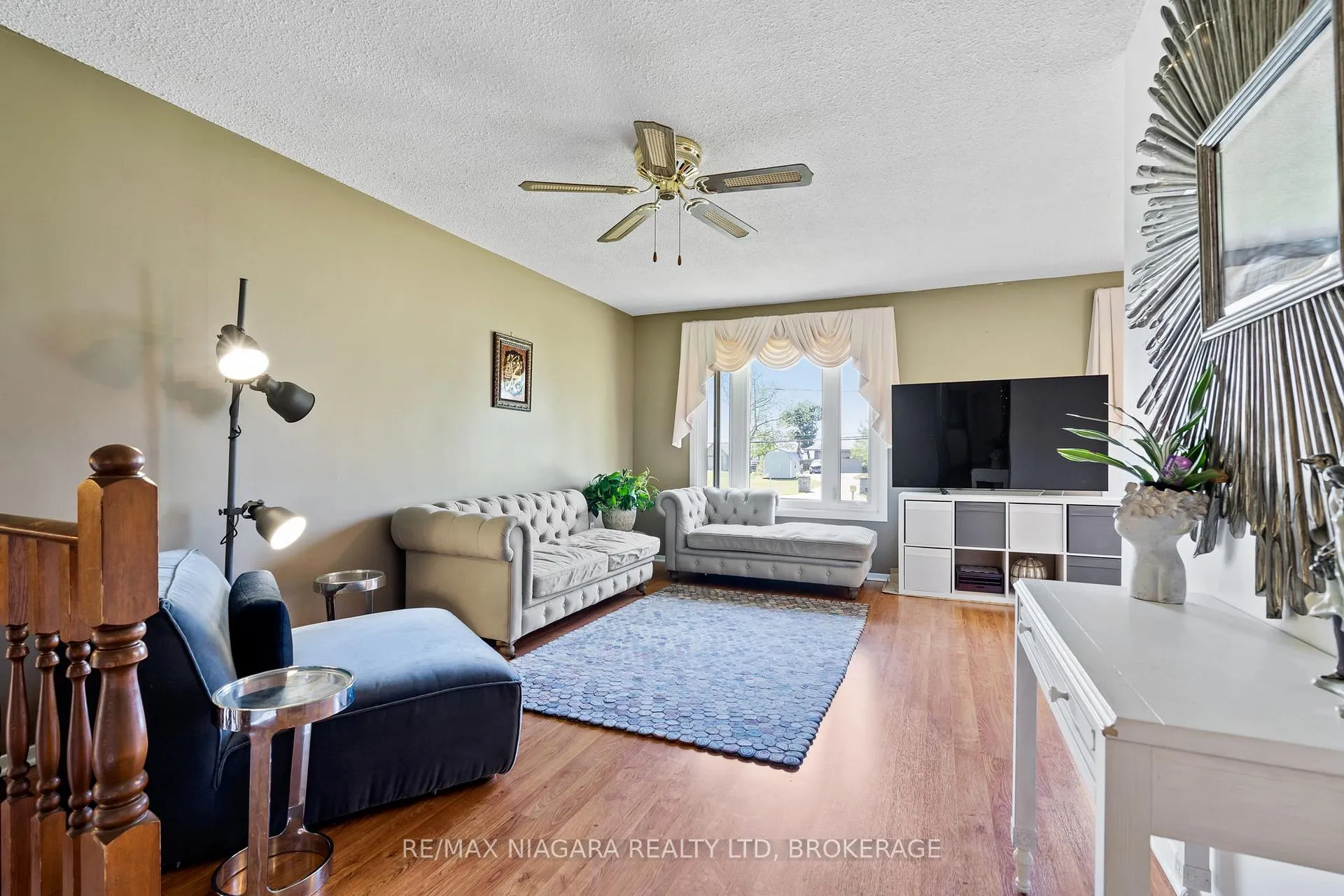 Photo 7 of 10960 Lakeshore Road, Wainfleet, Lakeshore — HOMEH