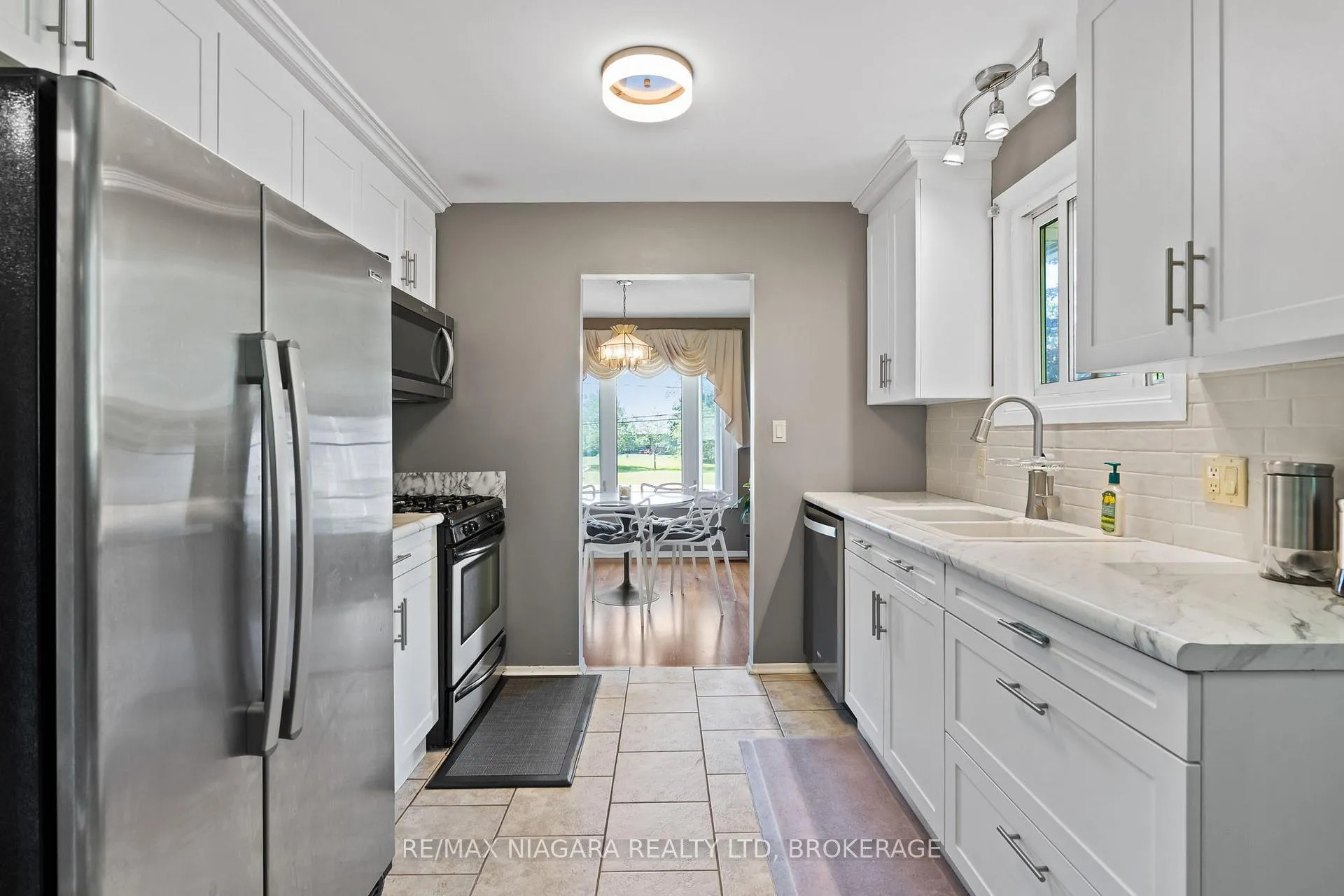 Photo 11 of 10960 Lakeshore Road, Wainfleet, Lakeshore — HOMEH