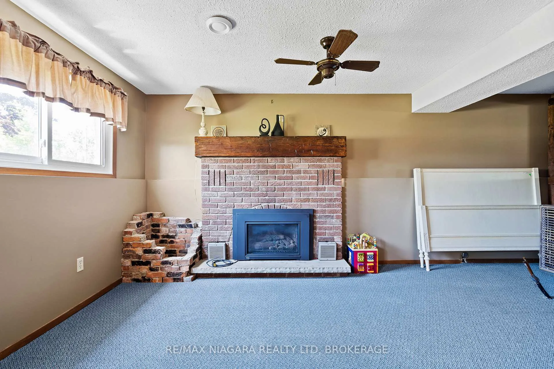 Photo 17 of 10960 Lakeshore Road, Wainfleet, Lakeshore — HOMEH