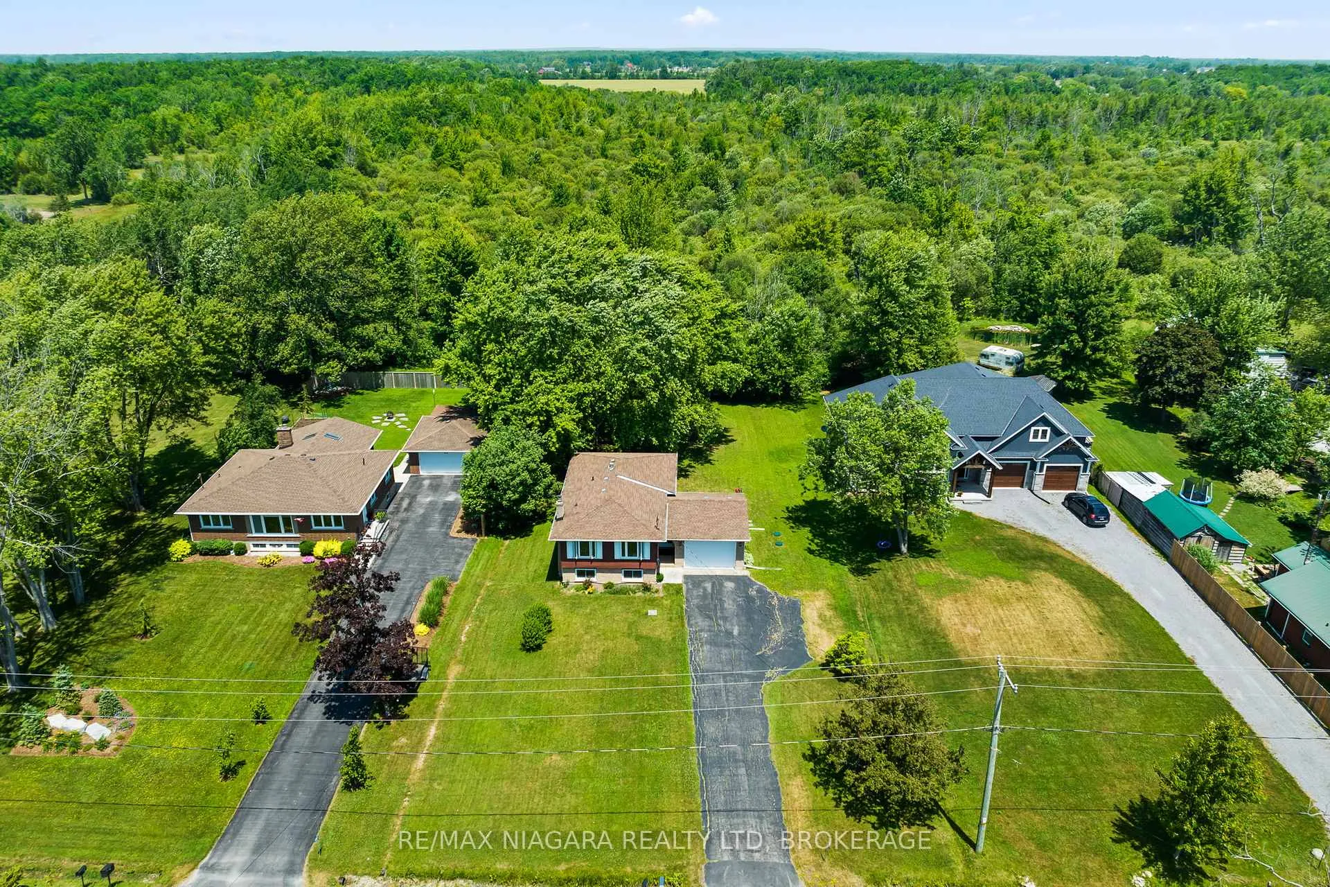 Photo 28 of 10960 Lakeshore Road, Wainfleet, Lakeshore — HOMEH