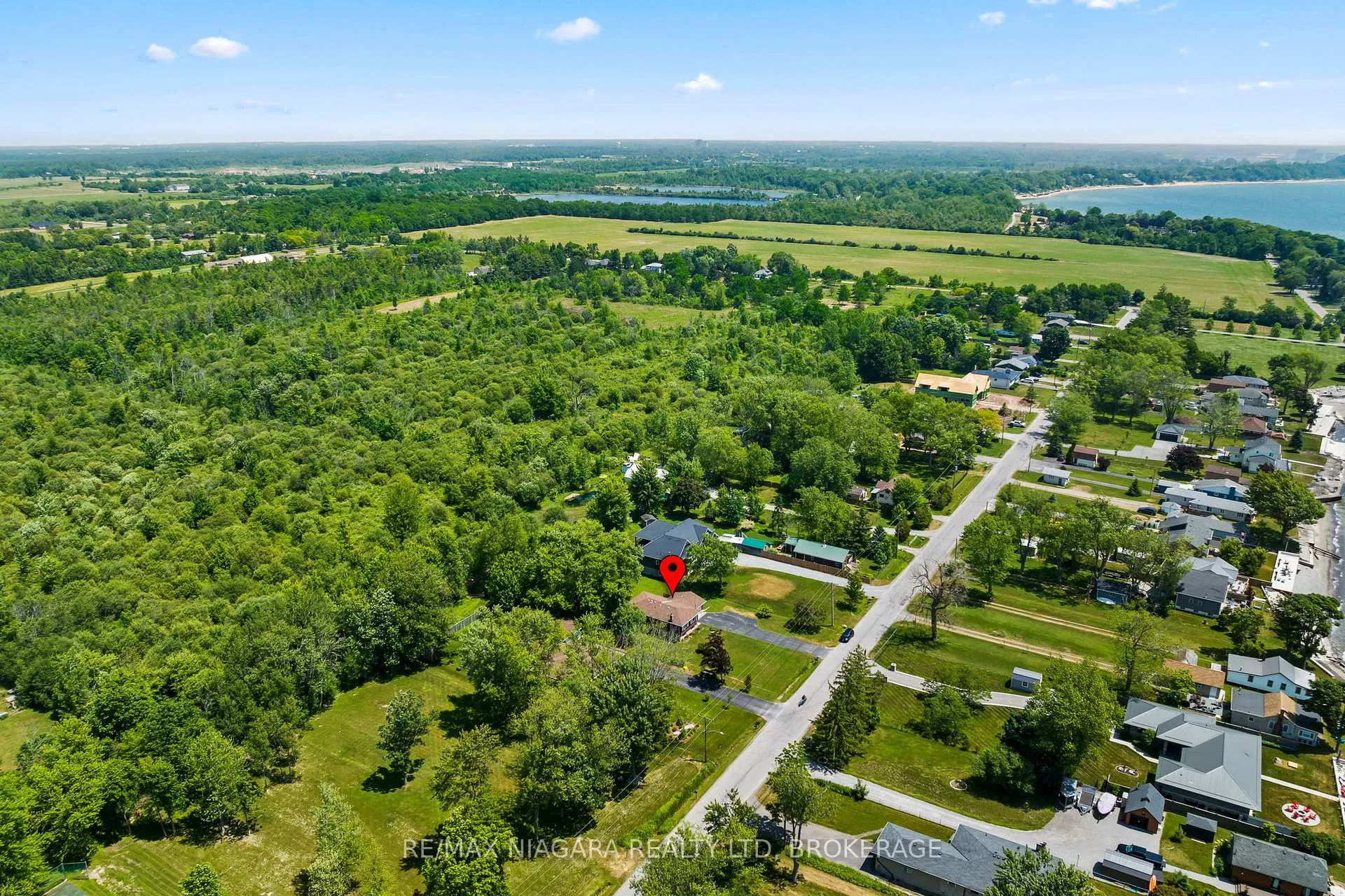 Photo 32 of 10960 Lakeshore Road, Wainfleet, Lakeshore — HOMEH