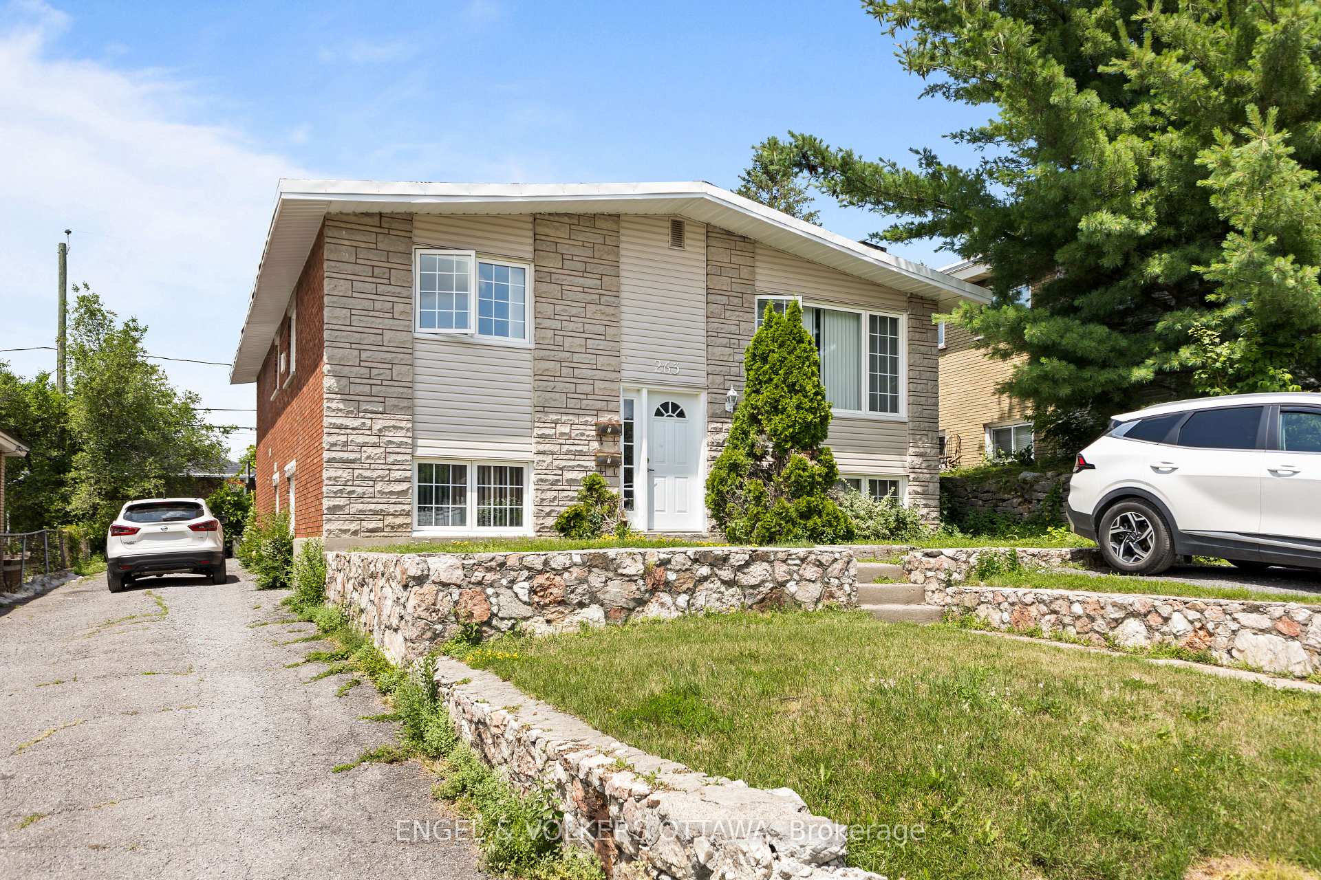 Photo 1 of 263 Michel Circle, Ottawa, Vanier — HOMEH