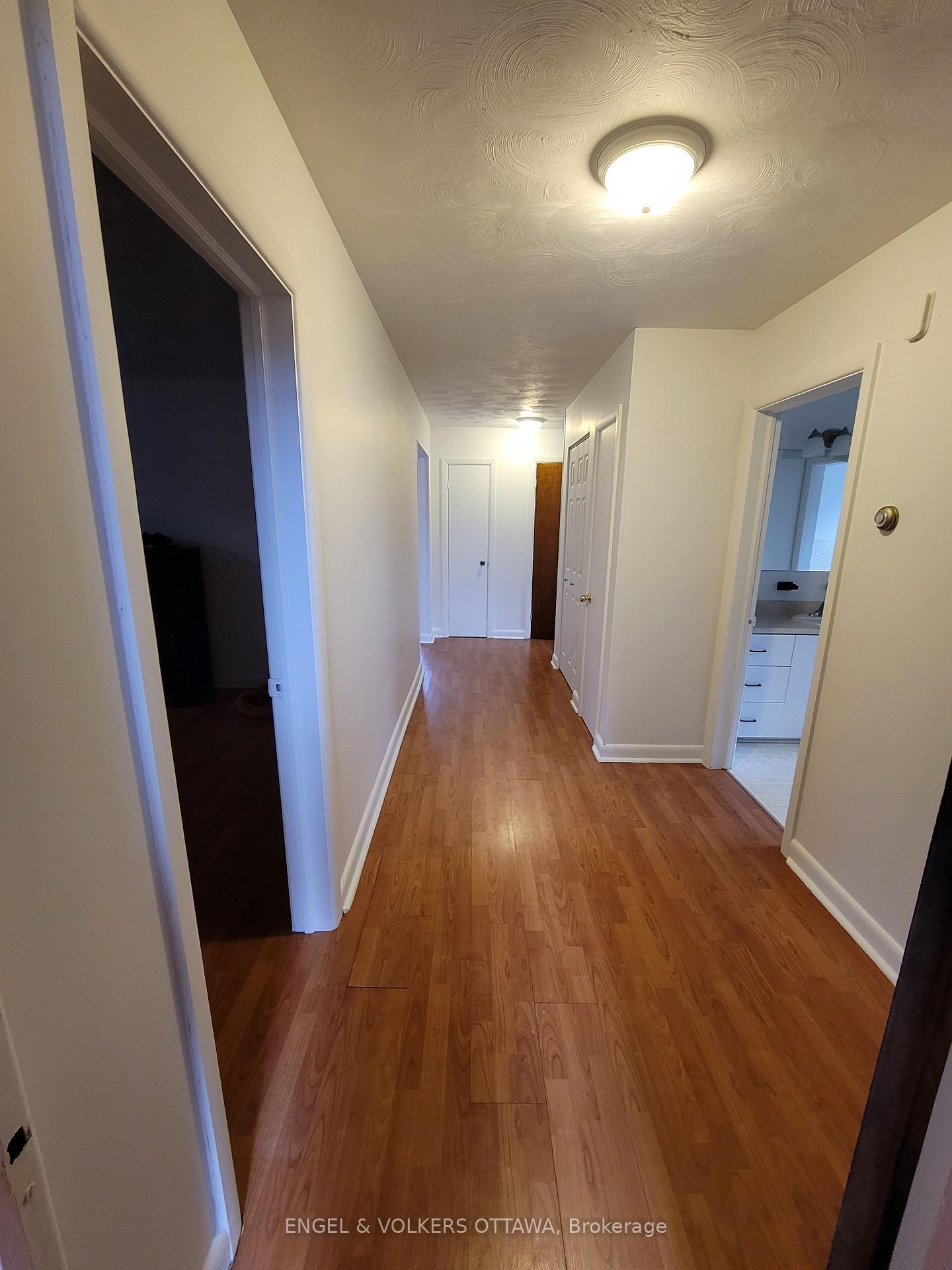 Photo 22 of 263 Michel Circle, Ottawa, Vanier — HOMEH