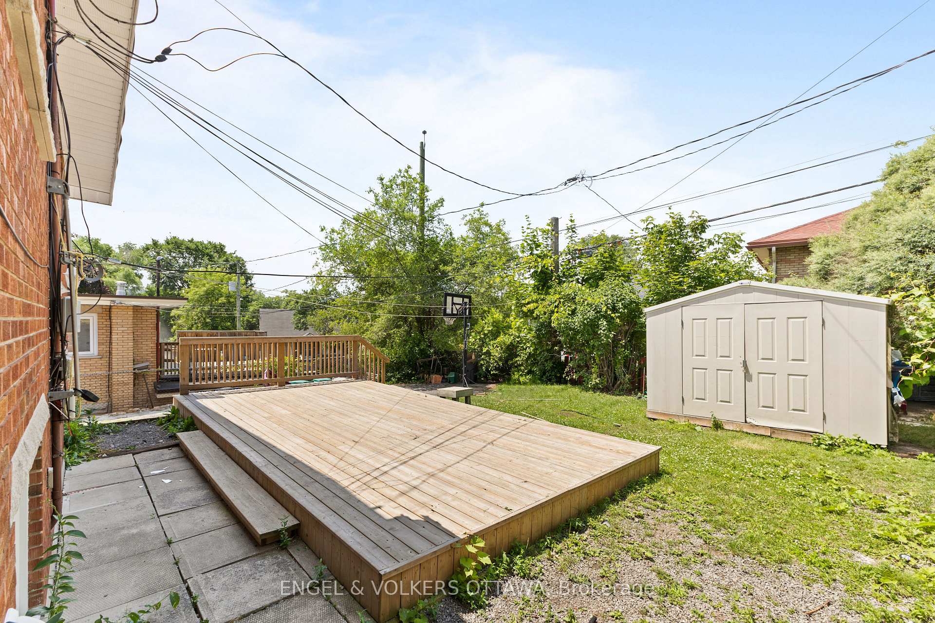 Photo 37 of 263 Michel Circle, Ottawa, Vanier — HOMEH