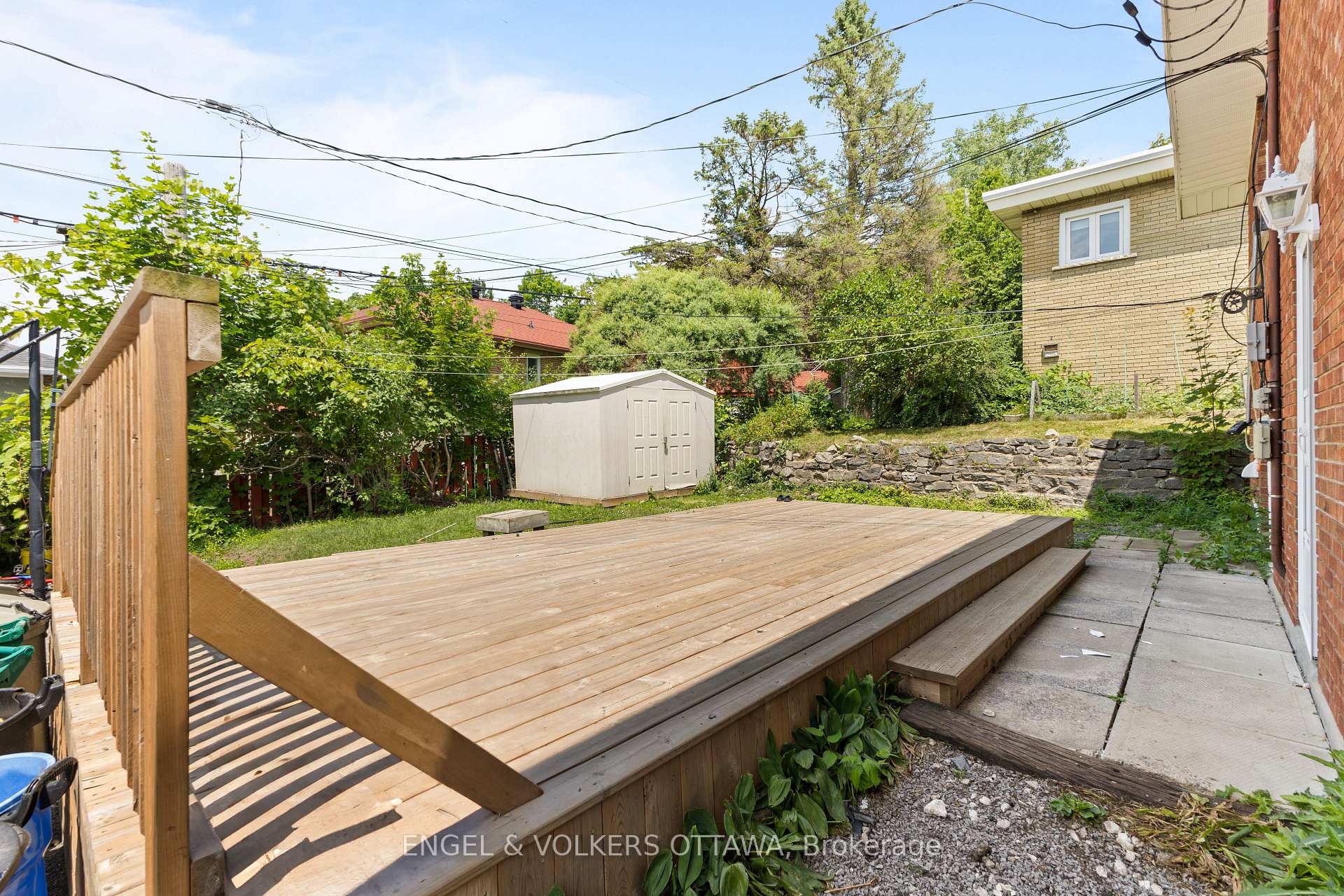 Photo 39 of 263 Michel Circle, Ottawa, Vanier — HOMEH