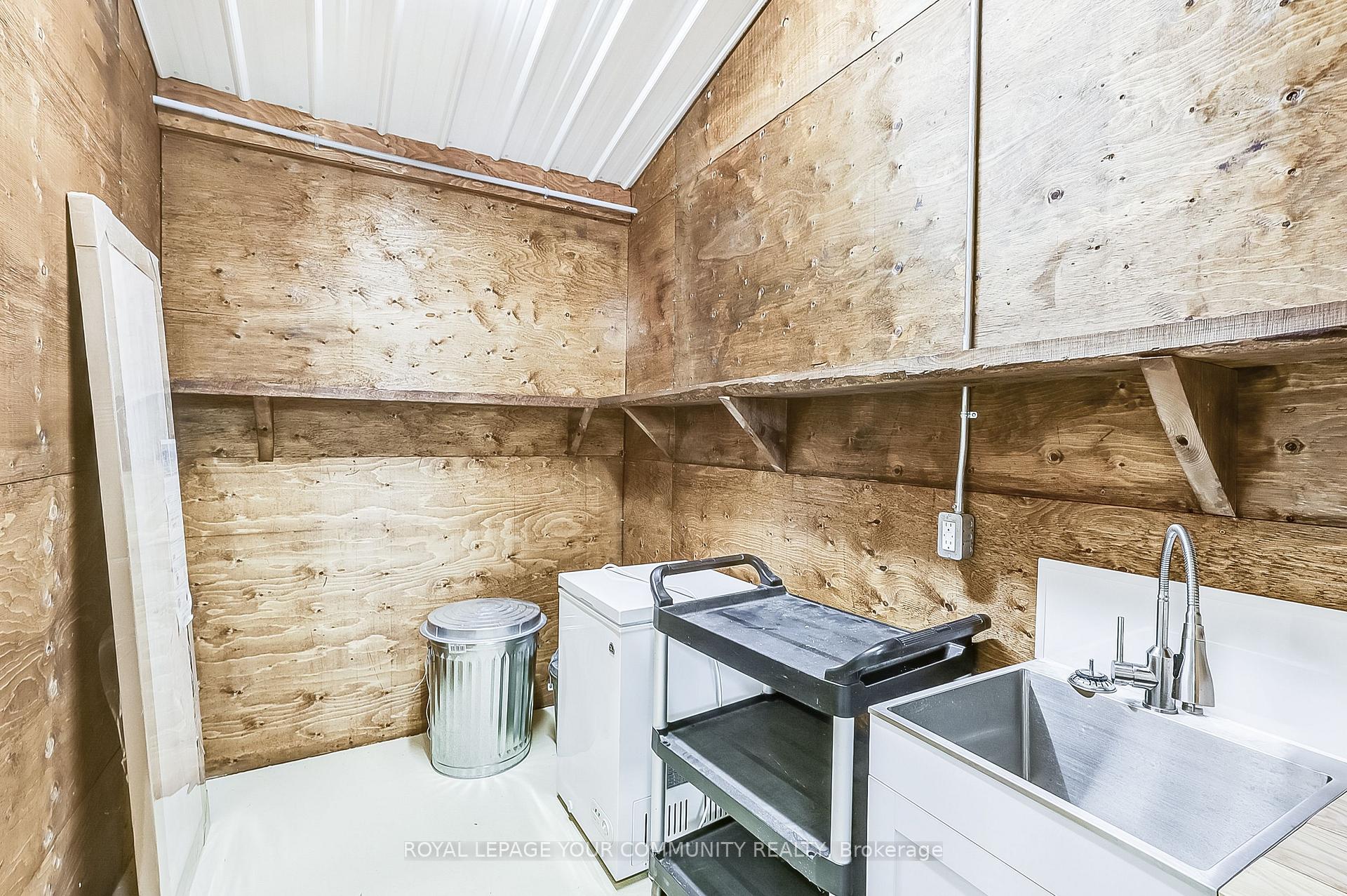 Photo 5 of 721 Reid Road, Uxbridge, Rural Uxbridge — HOMEH