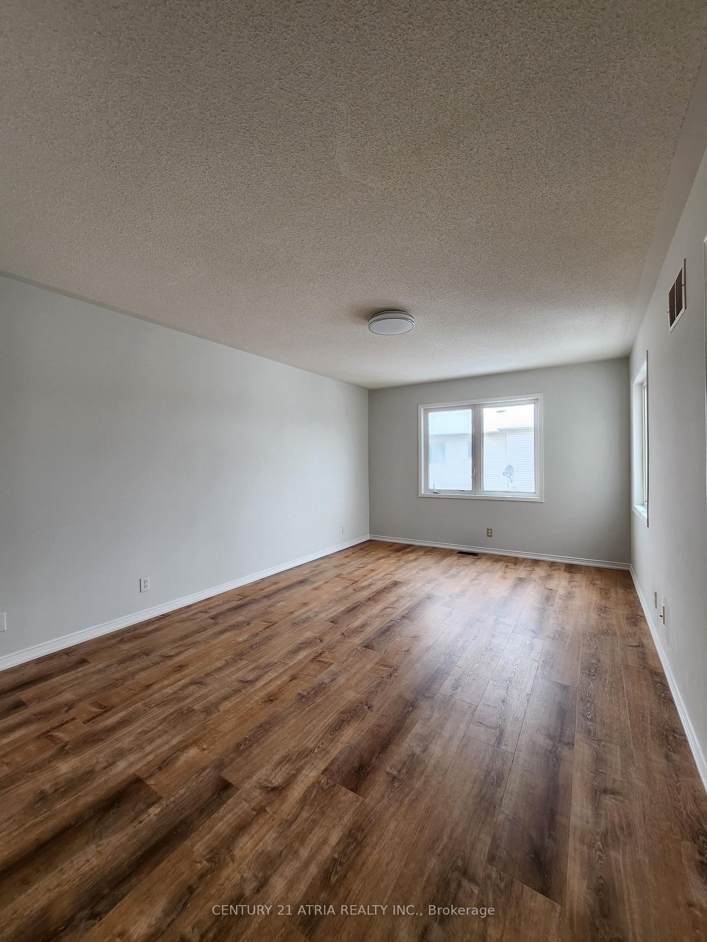 Photo 19 of 8 Bilbrough Street, Aurora, Bayview Northeast — HOMEH