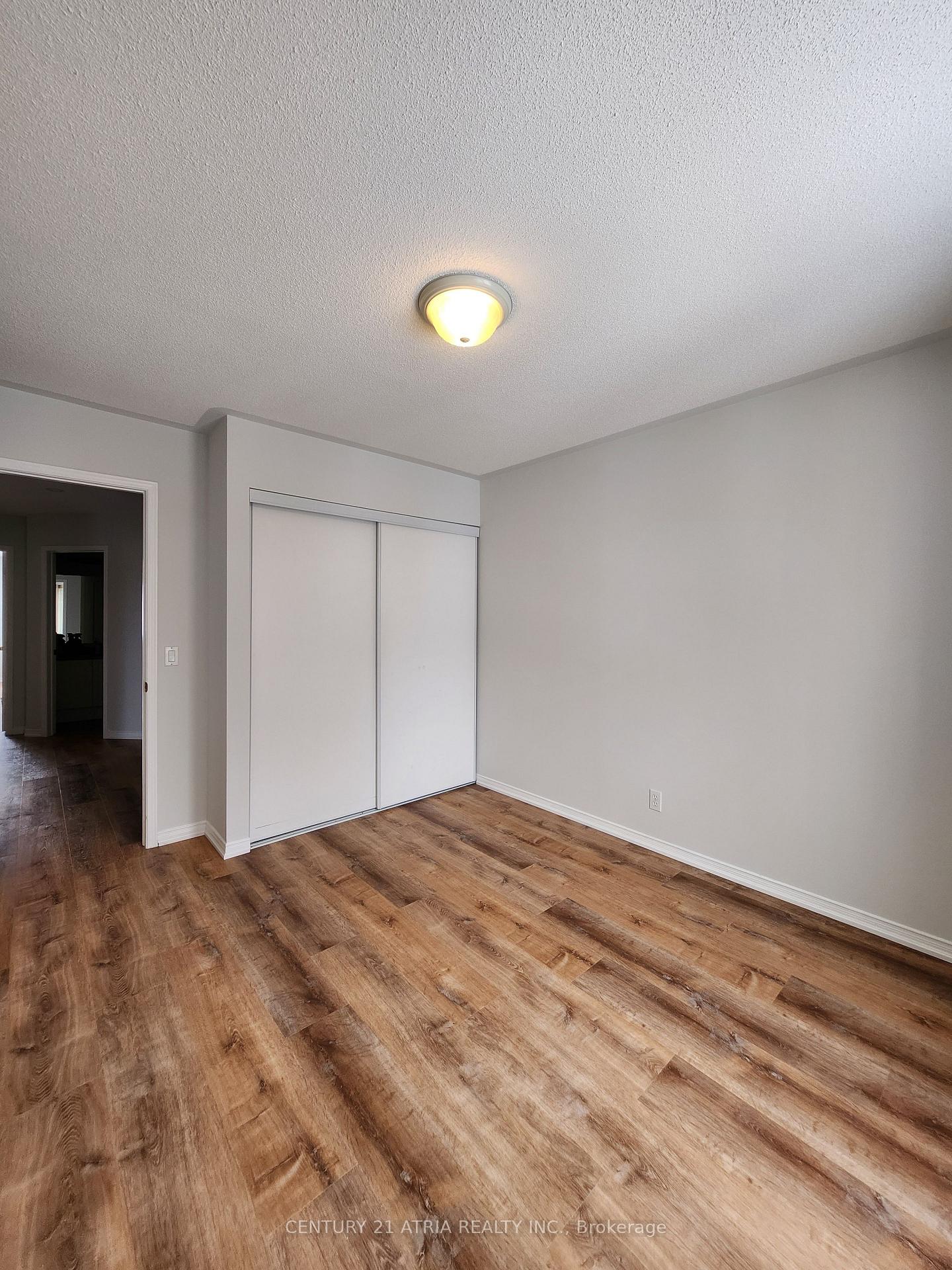 Photo 18 of 8 Bilbrough Street, Aurora, Bayview Northeast — HOMEH