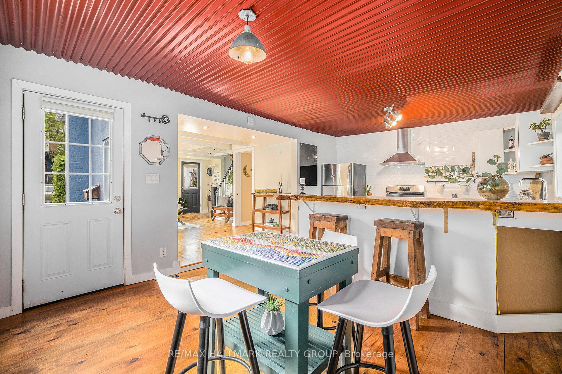 Photo 8 of 125 Marier Avenue, Ottawa, Vanier — HOMEH