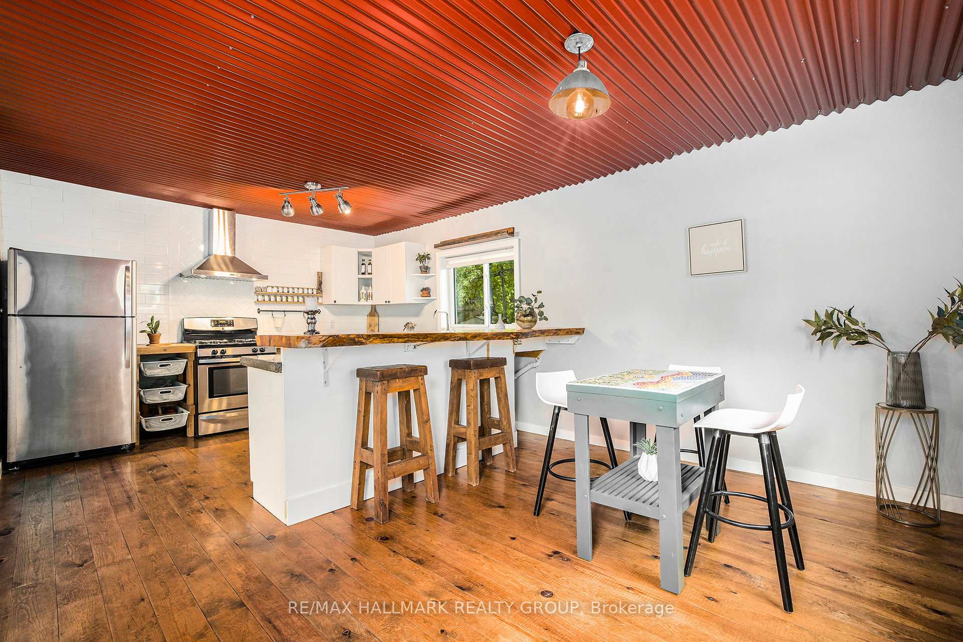 Photo 9 of 125 Marier Avenue, Ottawa, Vanier — HOMEH