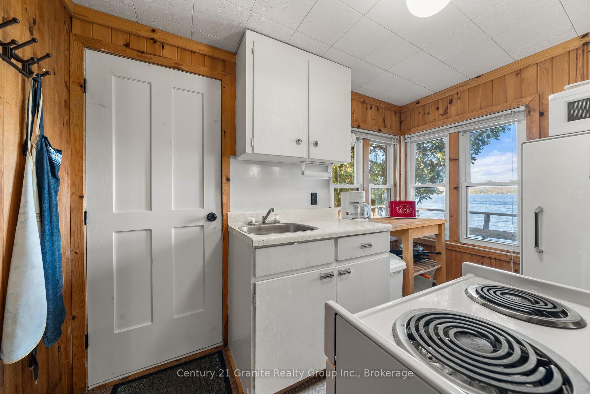 Photo 35 of 17058 Highway 35, Algonquin Highlands, Stanhope — HOMEH
