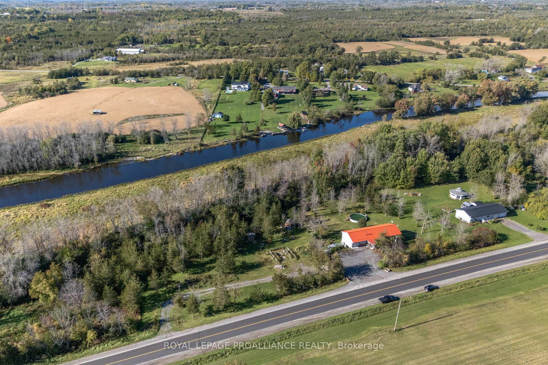 Photo 2 of 6301 Old Highway 2, Tyendinaga, Tyendinaga Township — HOMEH