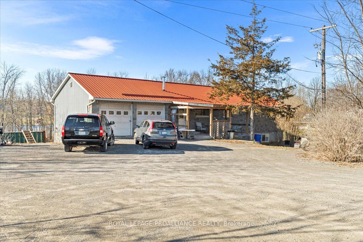 Photo 3 of 6301 Old Highway 2, Tyendinaga, Tyendinaga Township — HOMEH