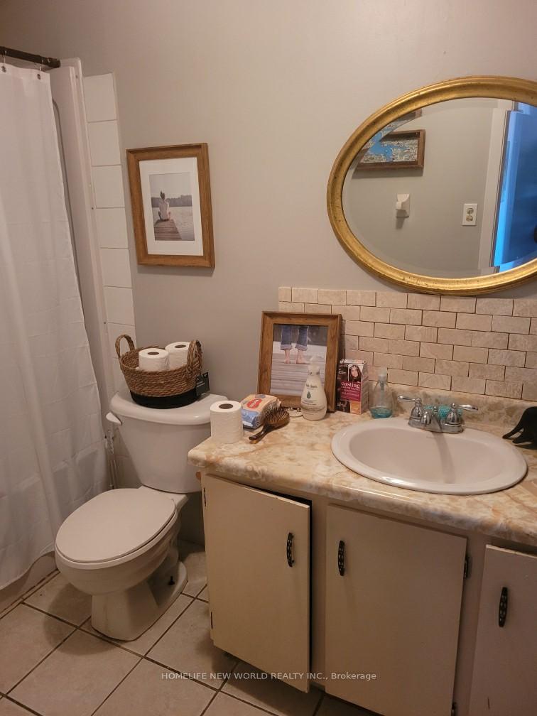 Photo 3 of Unit 6, 42 Brock Street W, Uxbridge — HOMEH