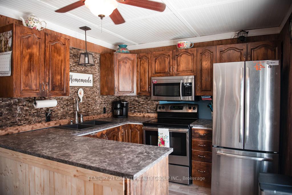Photo 2 of 30 Central Street, Addington Highlands — HOMEH