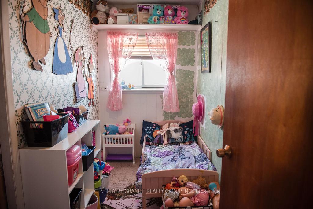 Photo 6 of 30 Central Street, Addington Highlands — HOMEH