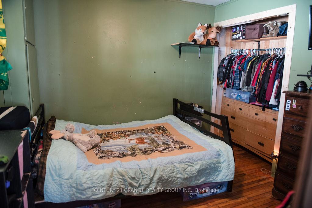 Photo 11 of 30 Central Street, Addington Highlands — HOMEH