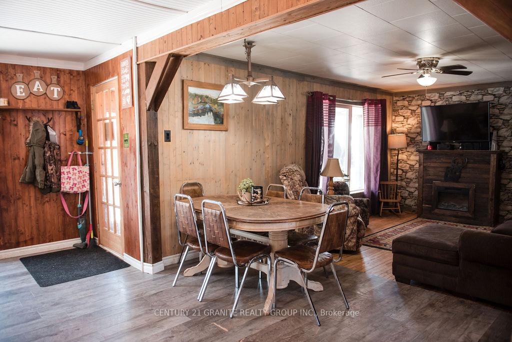 Photo 20 of 30 Central Street, Addington Highlands — HOMEH