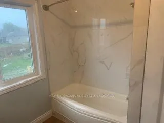 Photo 3 of Unit Upper Unit #1, 33266 Pettit Road, Wainfleet, Marshville/Winger — HOMEH