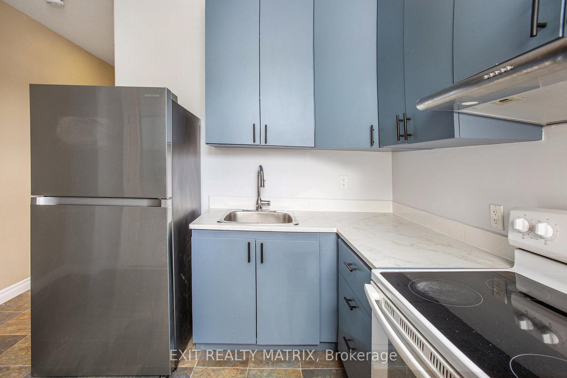 Photo 7 of Unit 1, 258 Park Street, Ottawa, Vanier — HOMEH