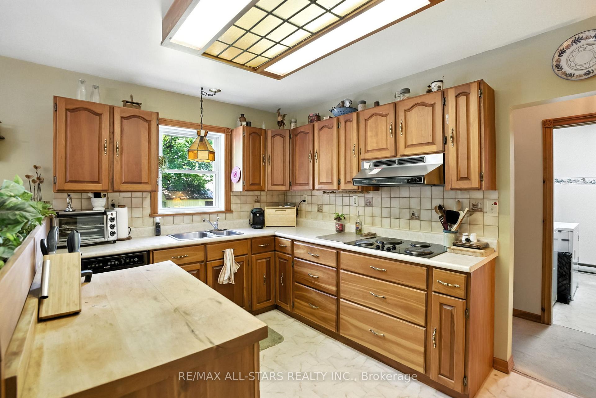 Photo 13 of 740 Ball Road, Uxbridge, Rural Uxbridge — HOMEH