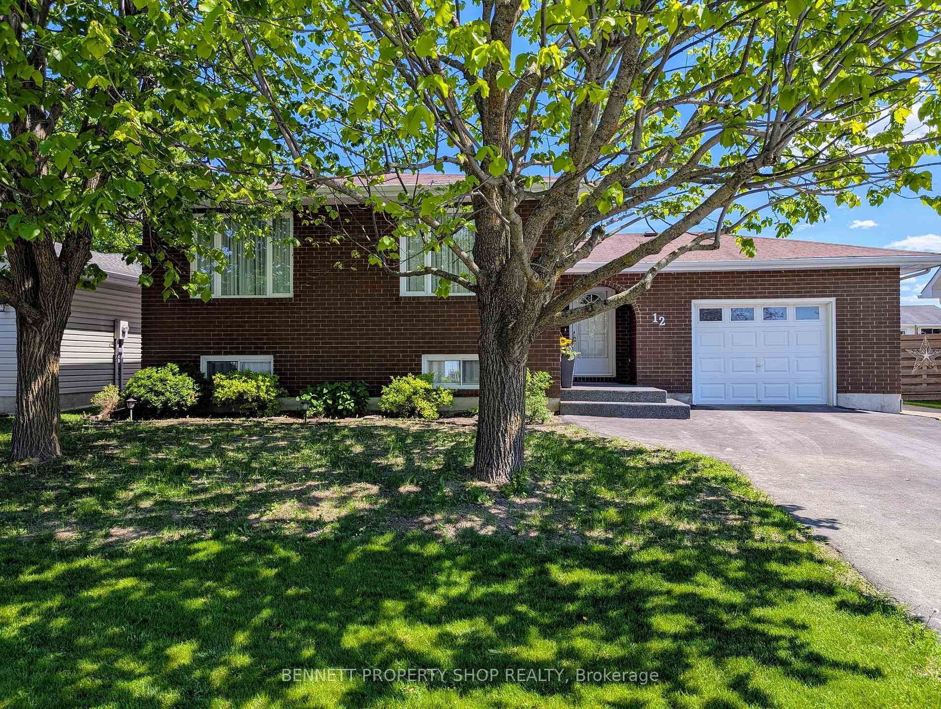 Photo 1 of 12 Smolkin Street, Arnprior — HOMEH